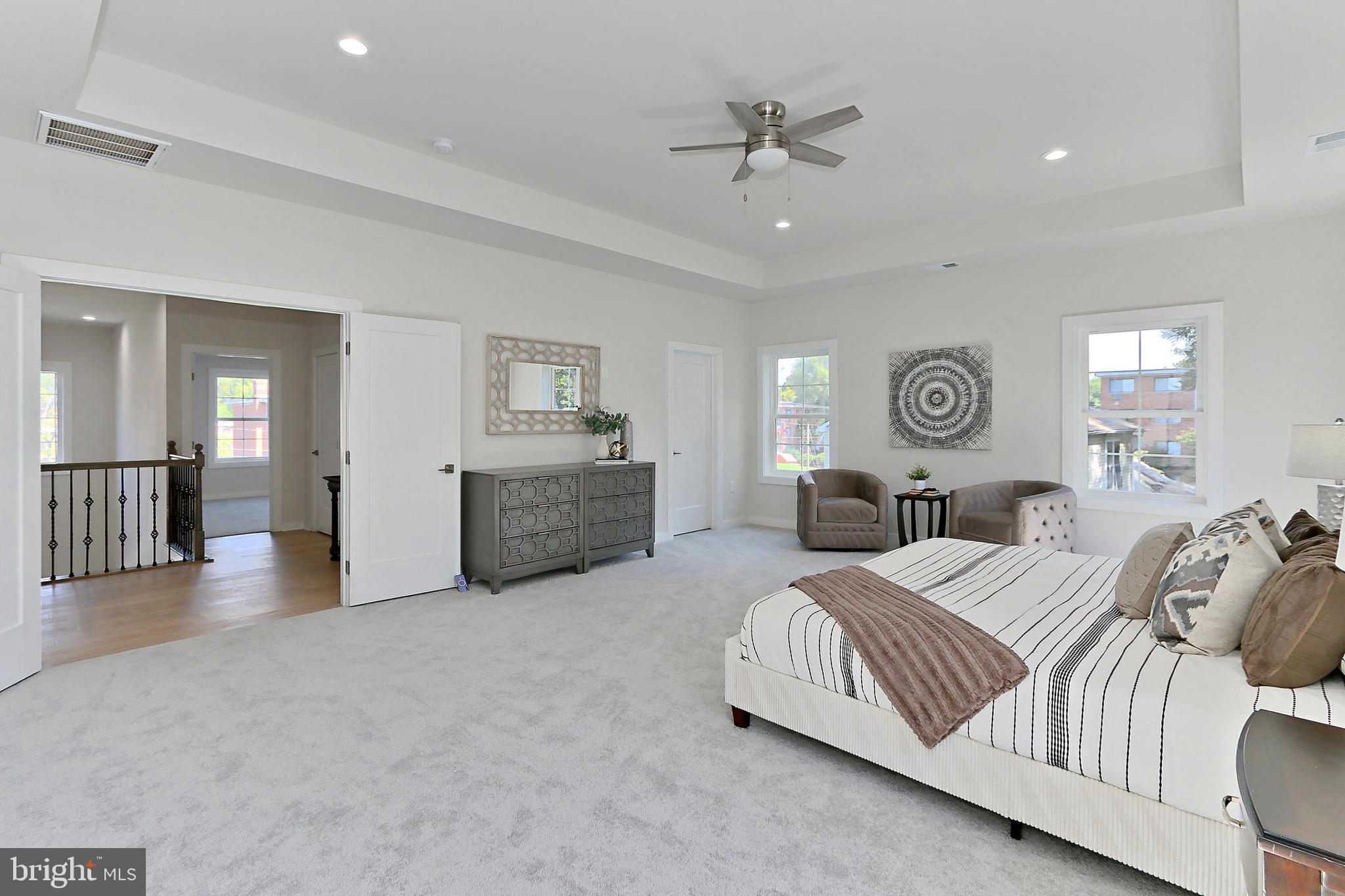 NEAR FALLS CHURCH - Residential