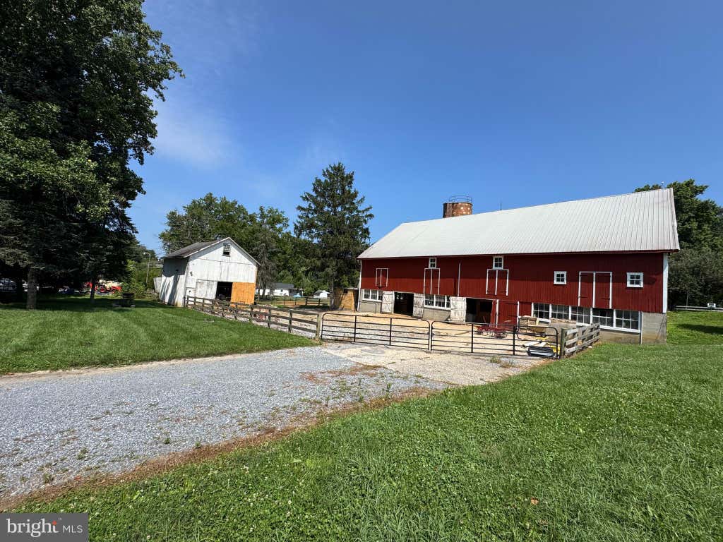 Photo of 3683 Marietta Avenue, COLUMBIA, PA 17512 (MLS # PALA2092238)
