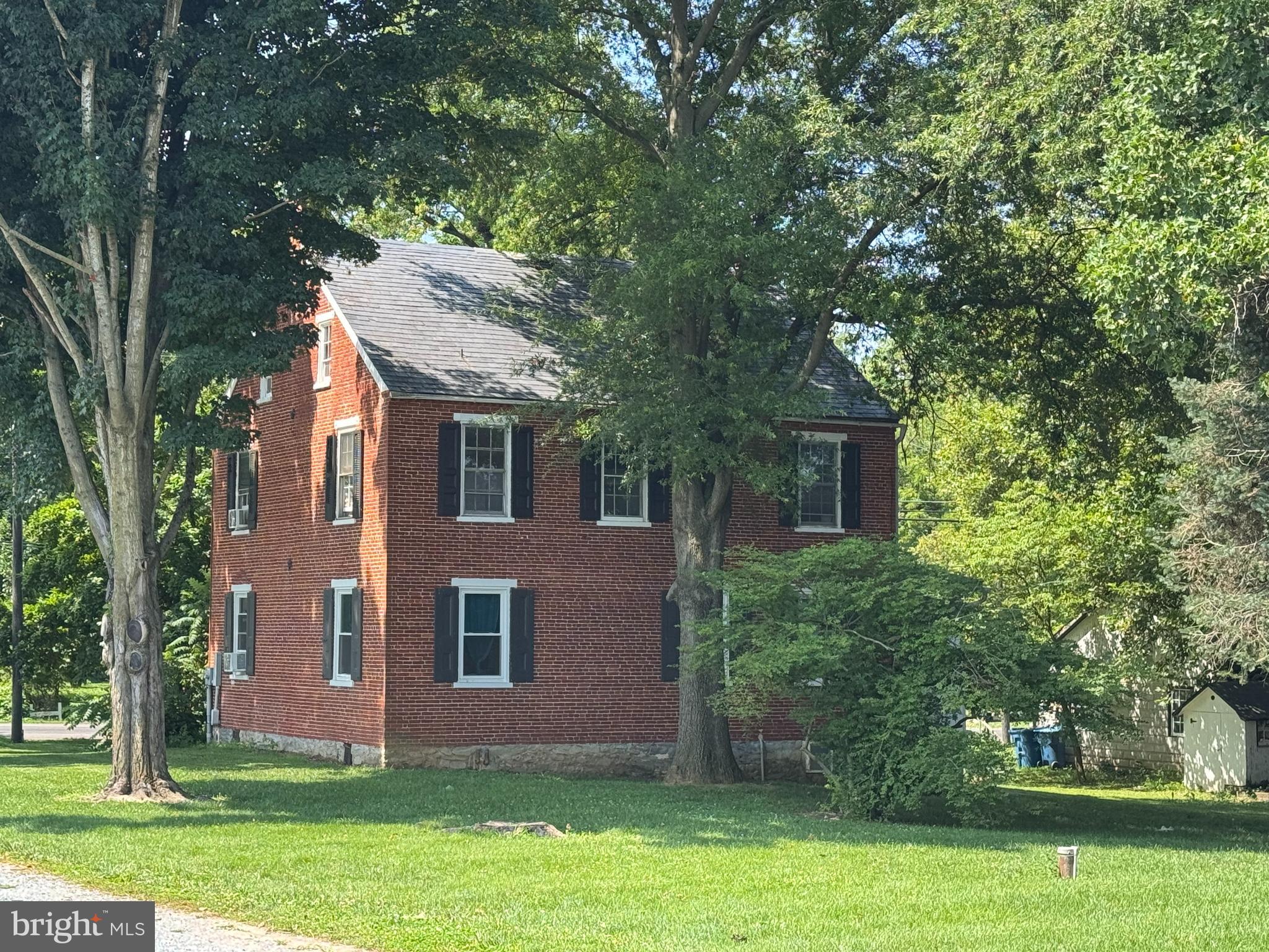 3683 MARIETTA AVENUE