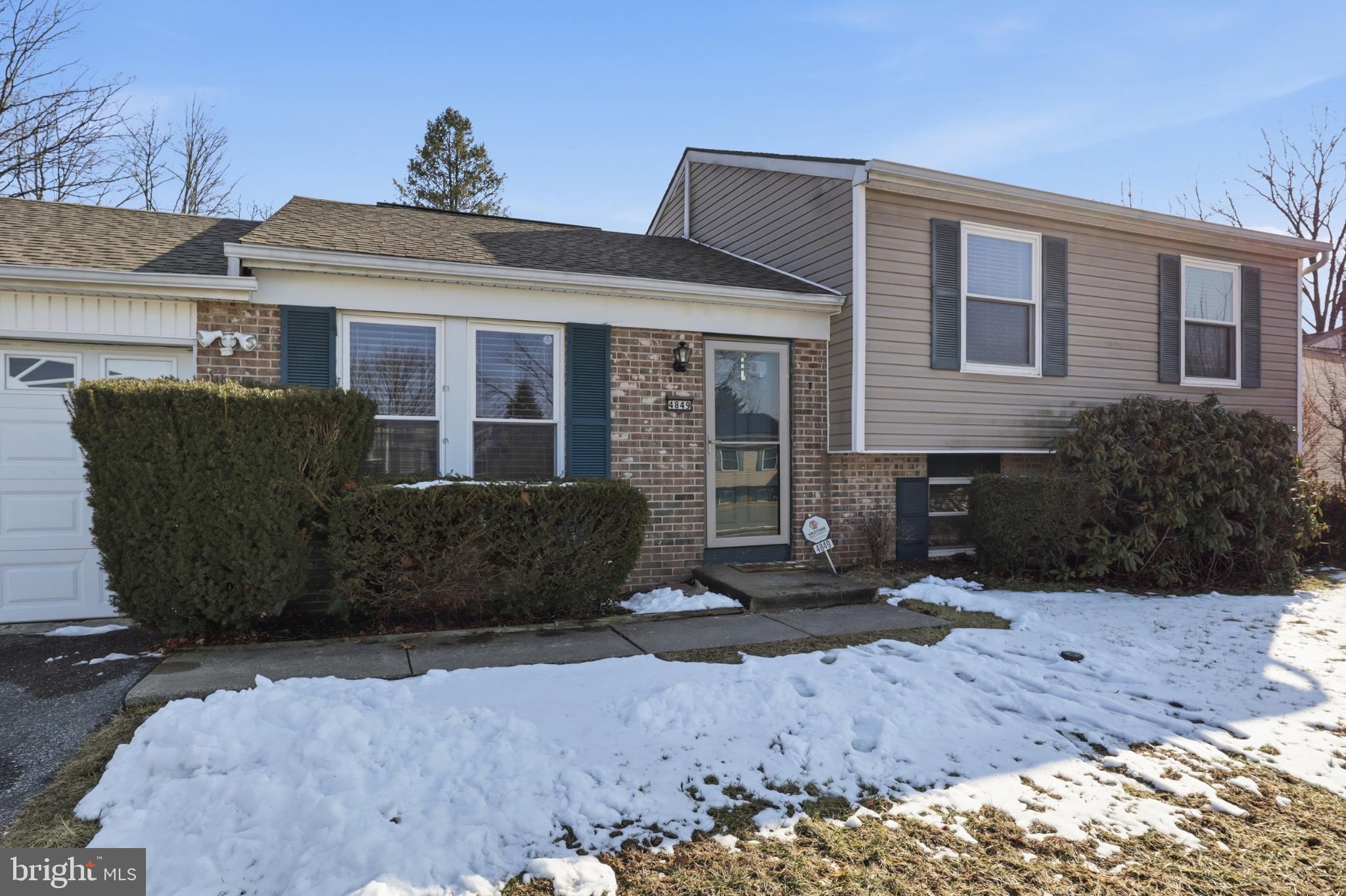 4849 SPRINGTOP DRIVE