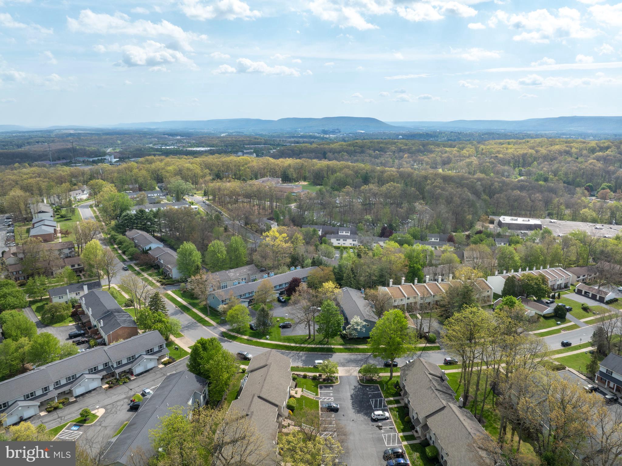 MAPLEWOOD TOWNHOUSES - Residential