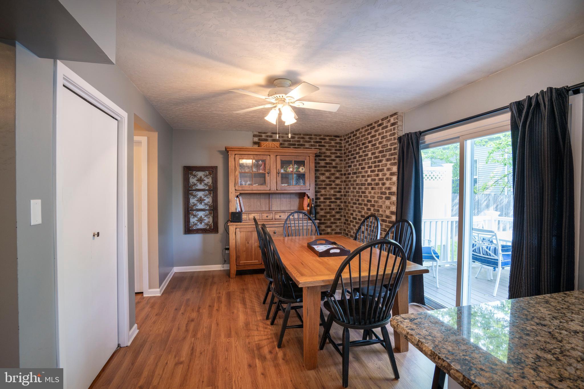 MAPLEWOOD TOWNHOUSES - Residential