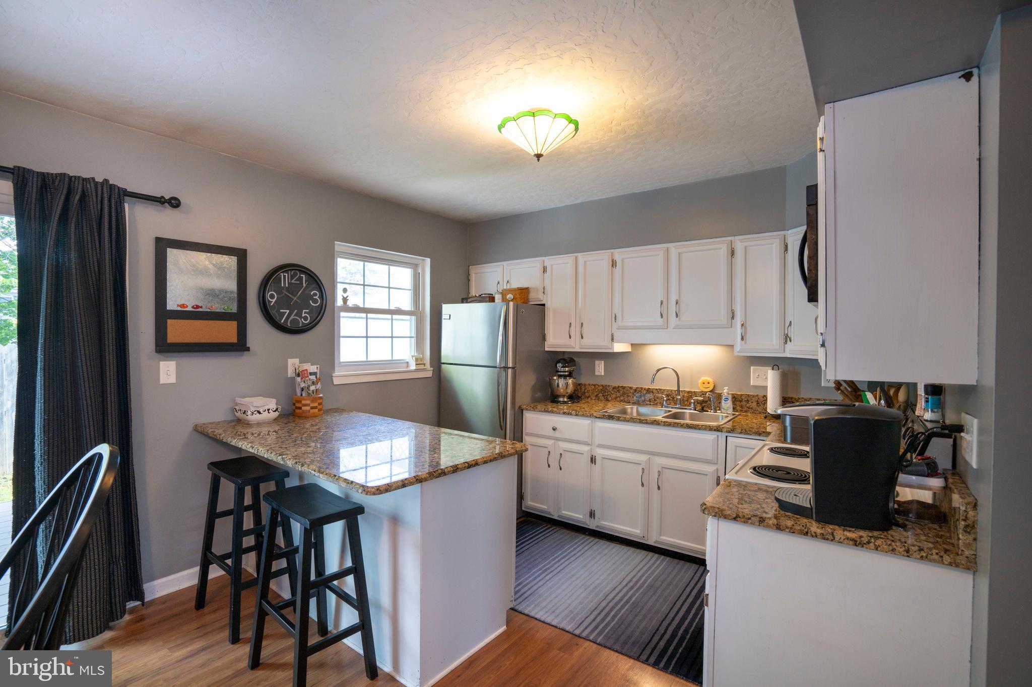 MAPLEWOOD TOWNHOUSES - Residential