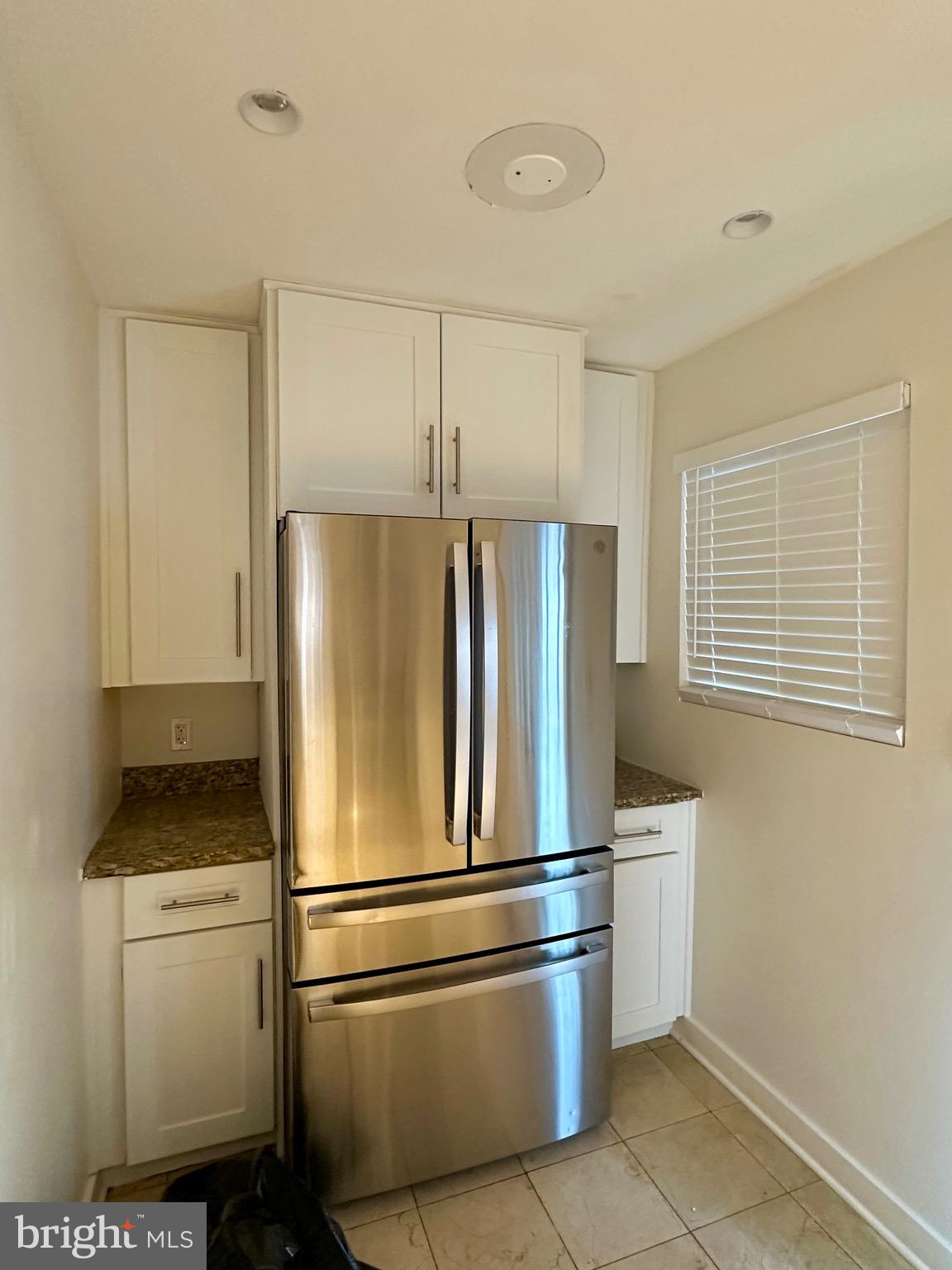 LEWISDALE - Residential Lease