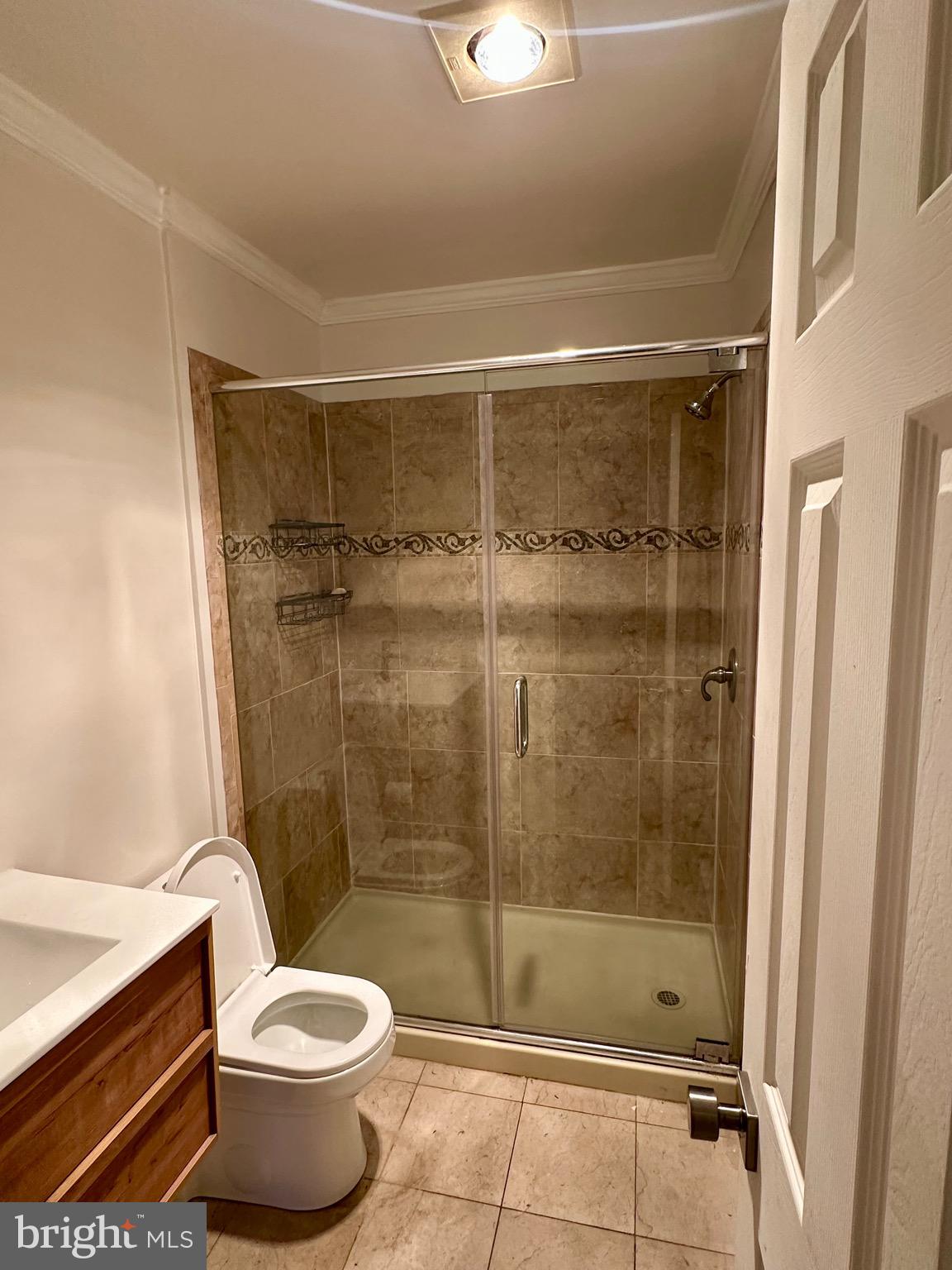 LEWISDALE - Residential Lease