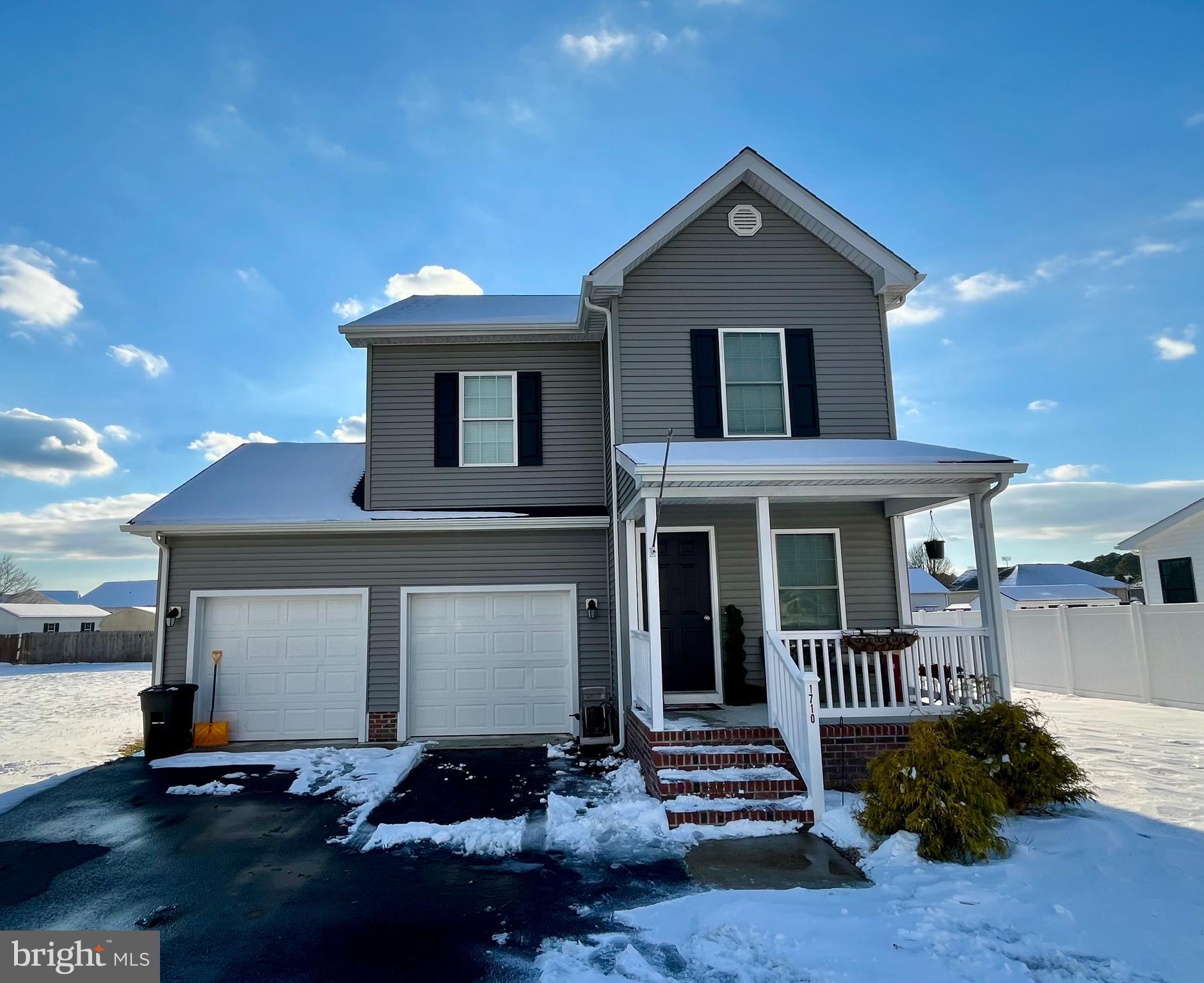 WOODLAND MANOR - Residential