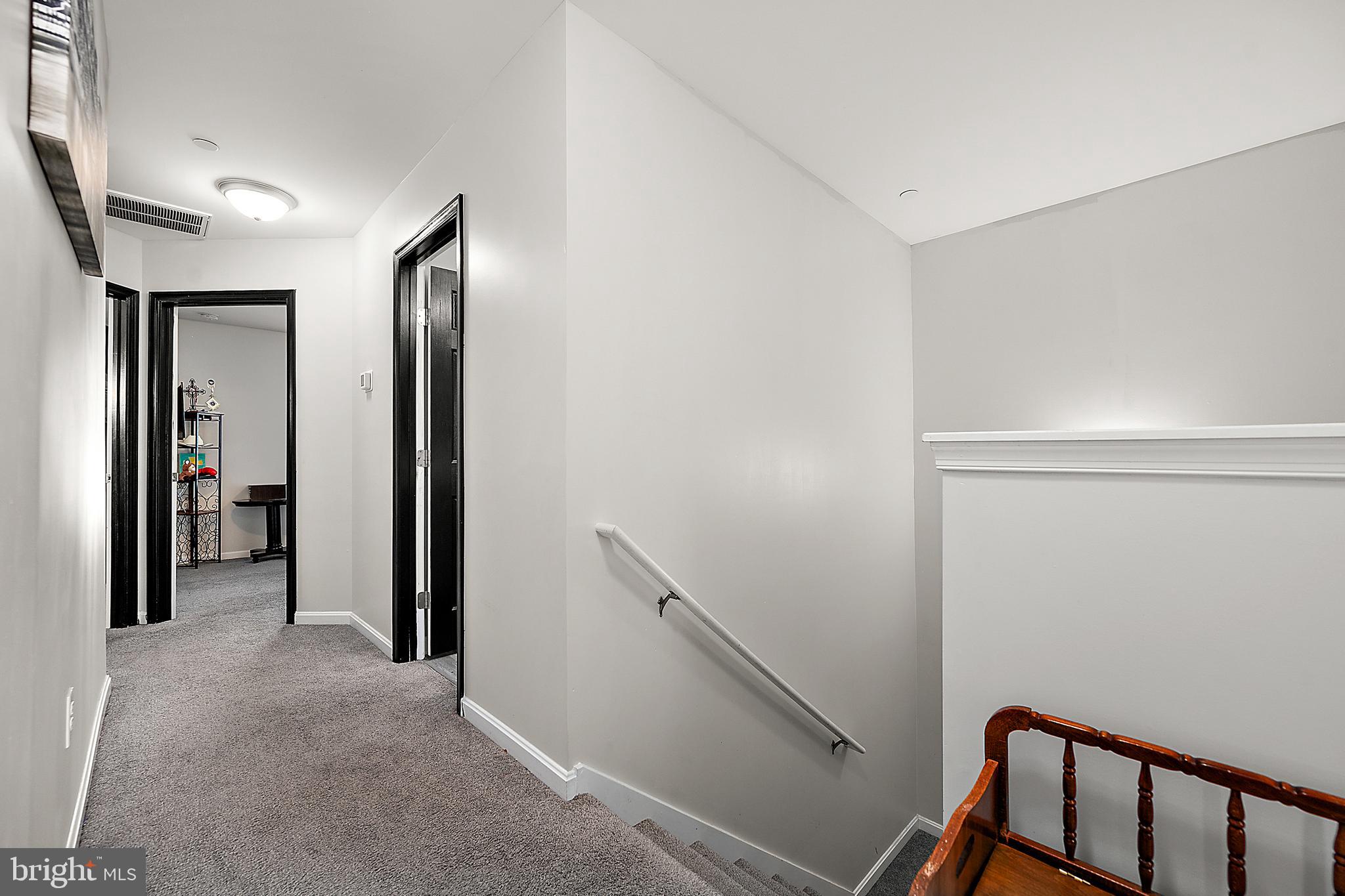 WOODLAND MANOR - Residential