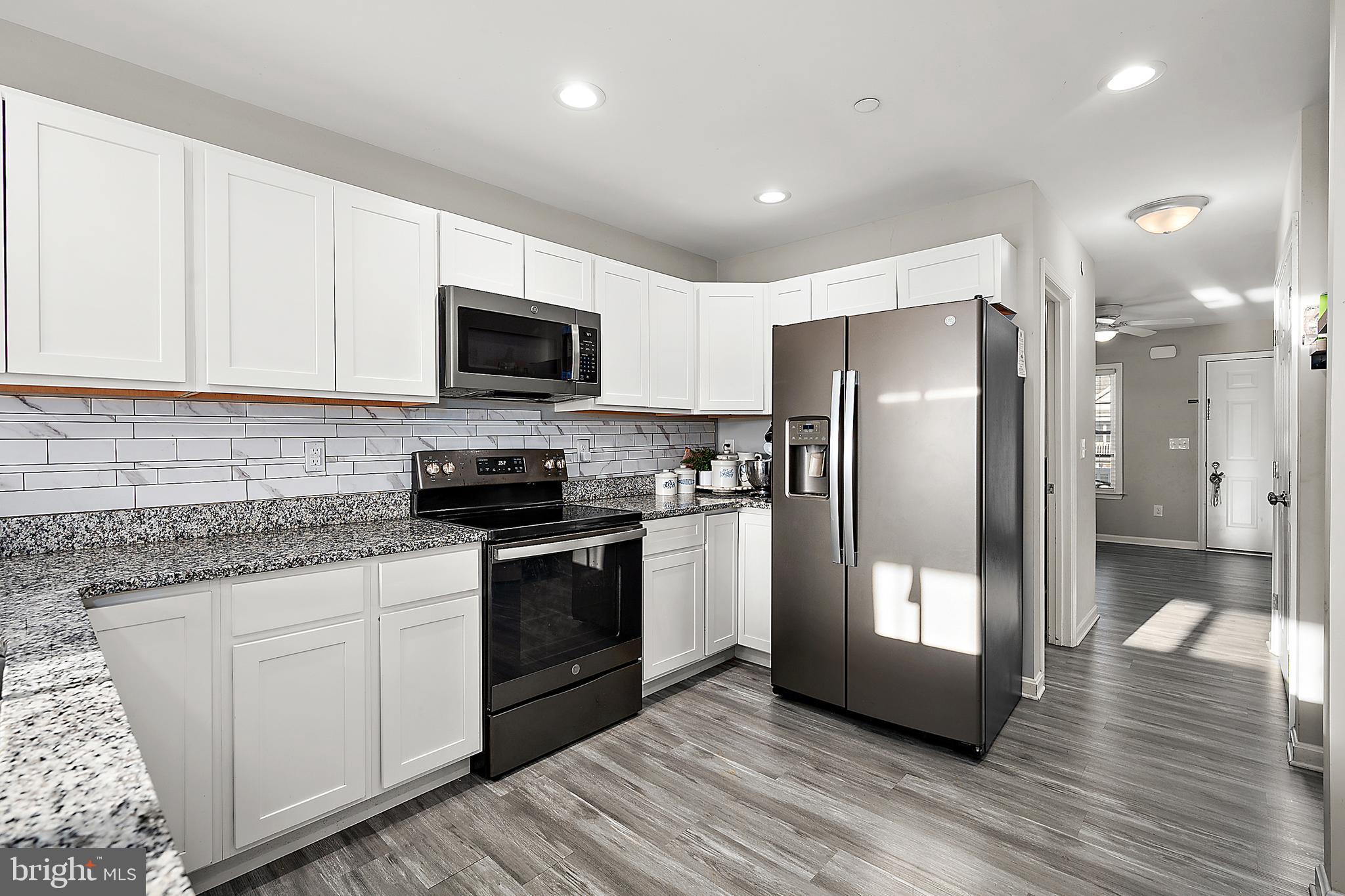 WOODLAND MANOR - Residential