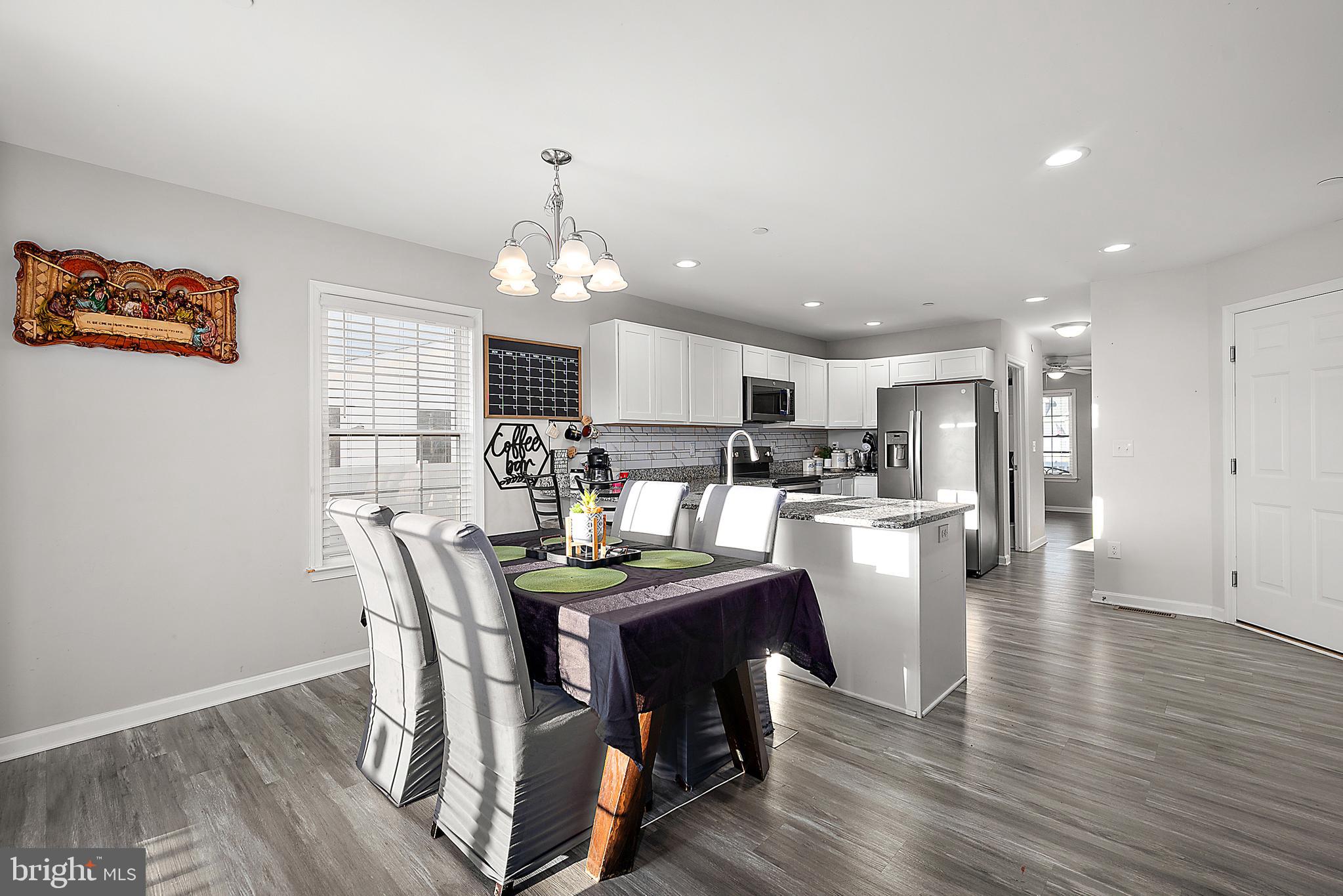 WOODLAND MANOR - Residential