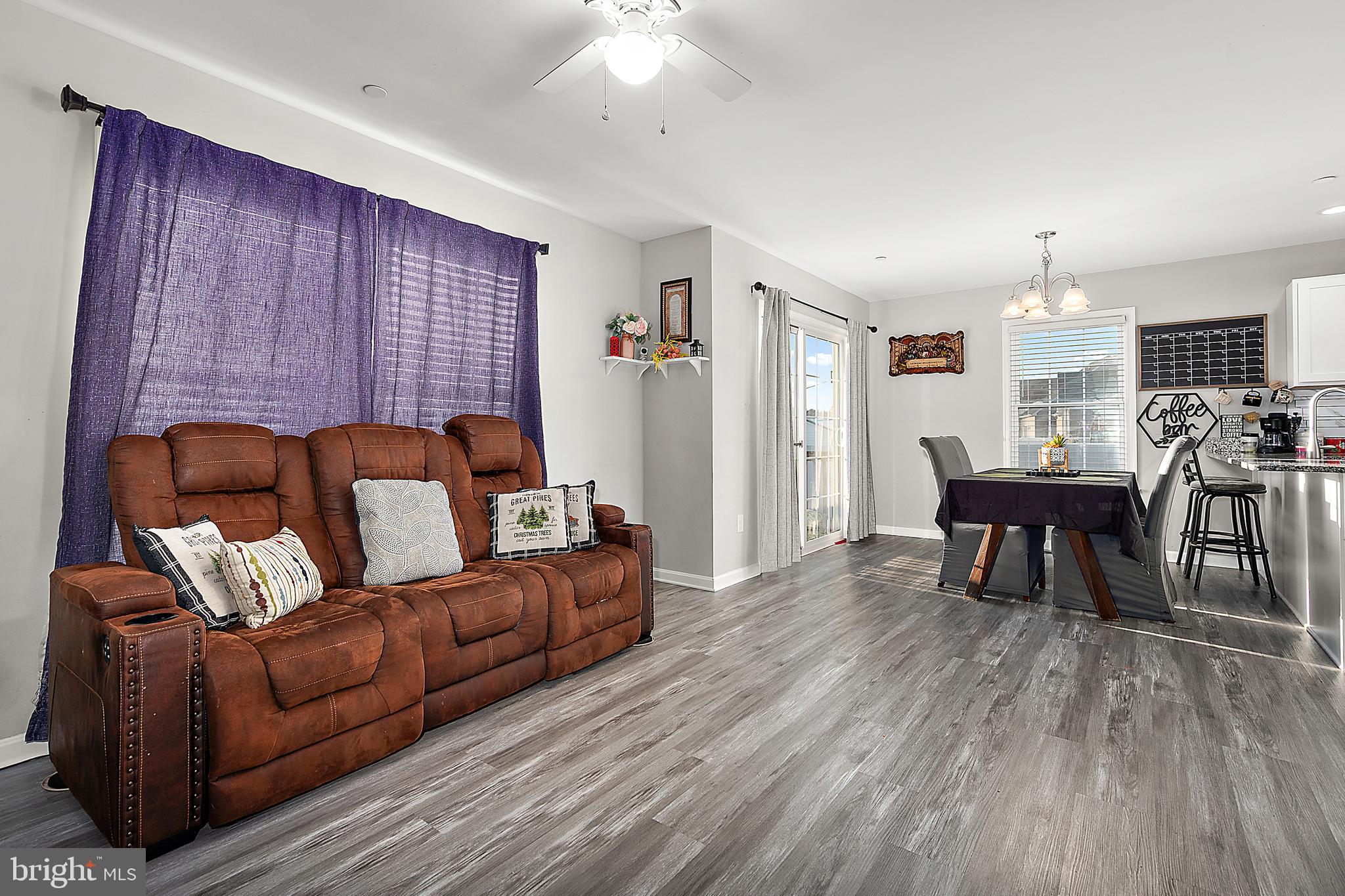 WOODLAND MANOR - Residential