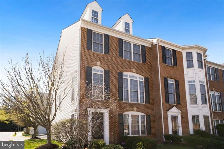 FAIR CREST - Residential Lease