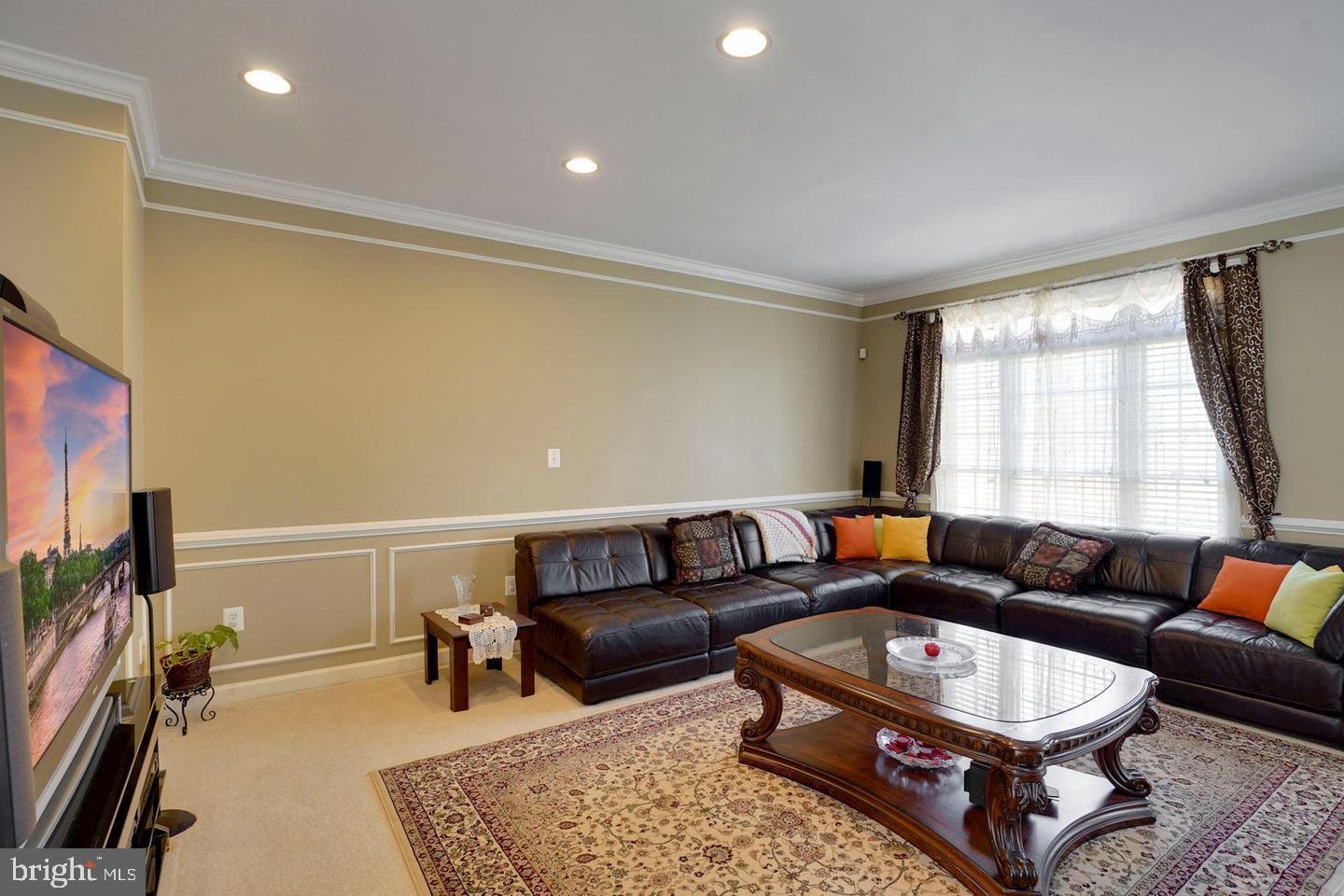 FAIR CREST - Residential Lease