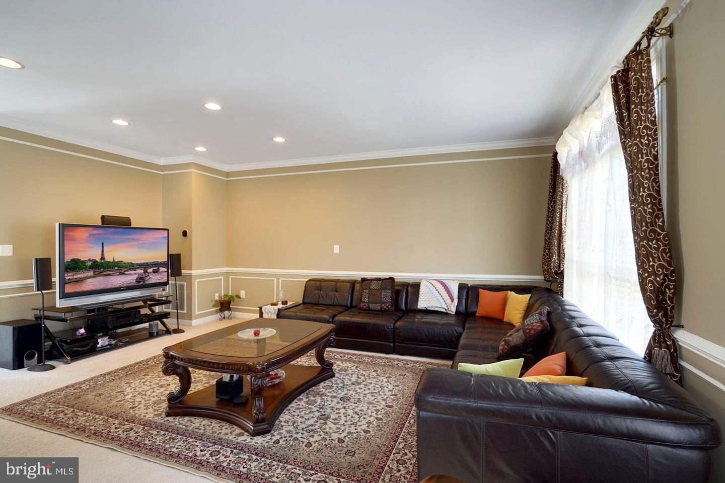 FAIR CREST - Residential Lease