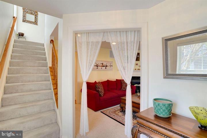 FAIR CREST - Residential Lease