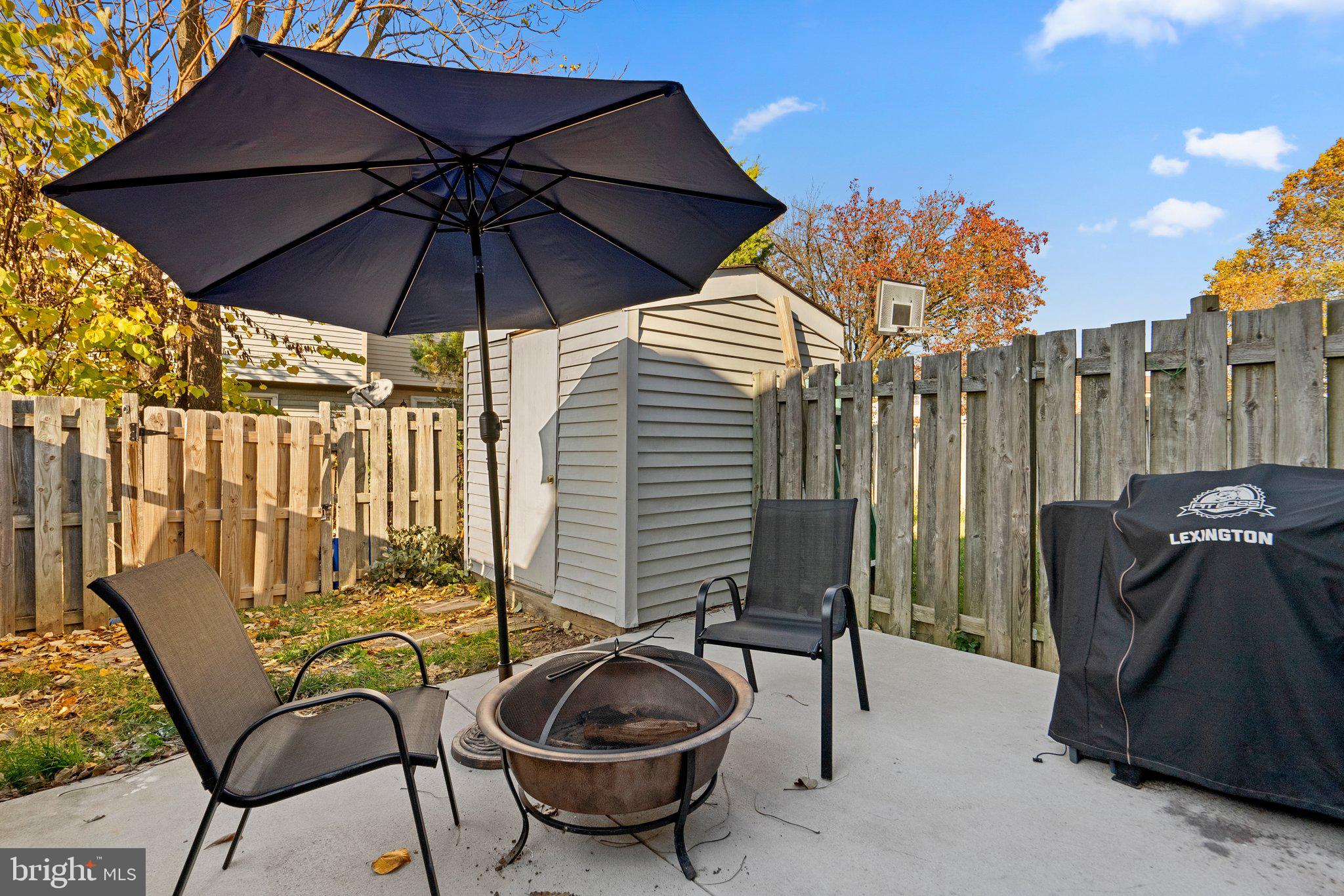 MIDDLEBROOK COMMONS - Residential