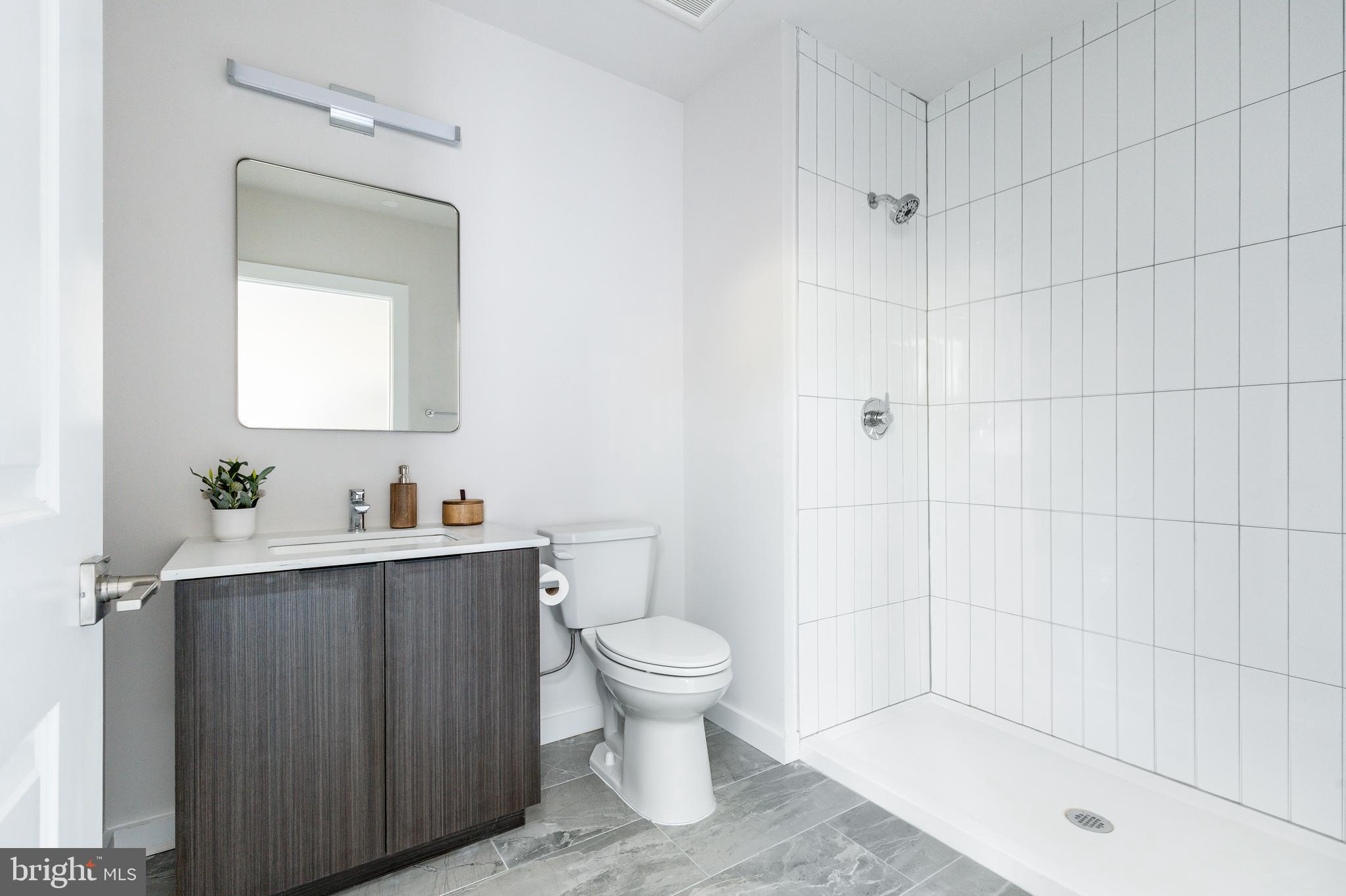 FISHTOWN - Residential Lease