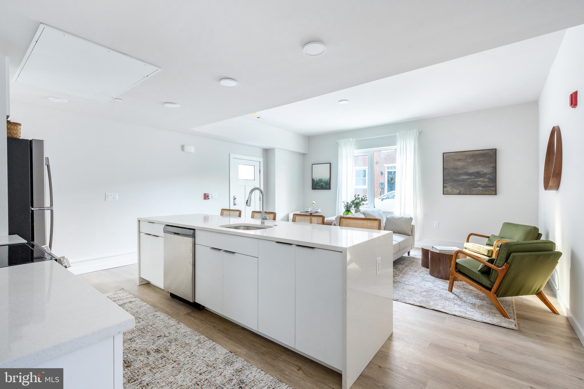 FISHTOWN - Residential Lease