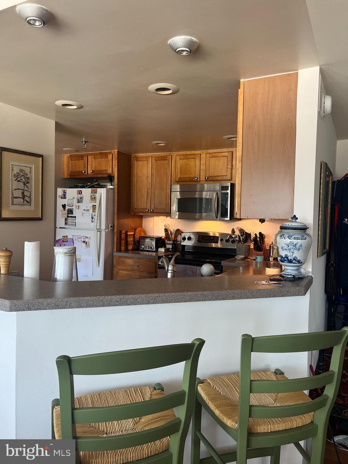 ART MUSEUM AREA - Residential Lease