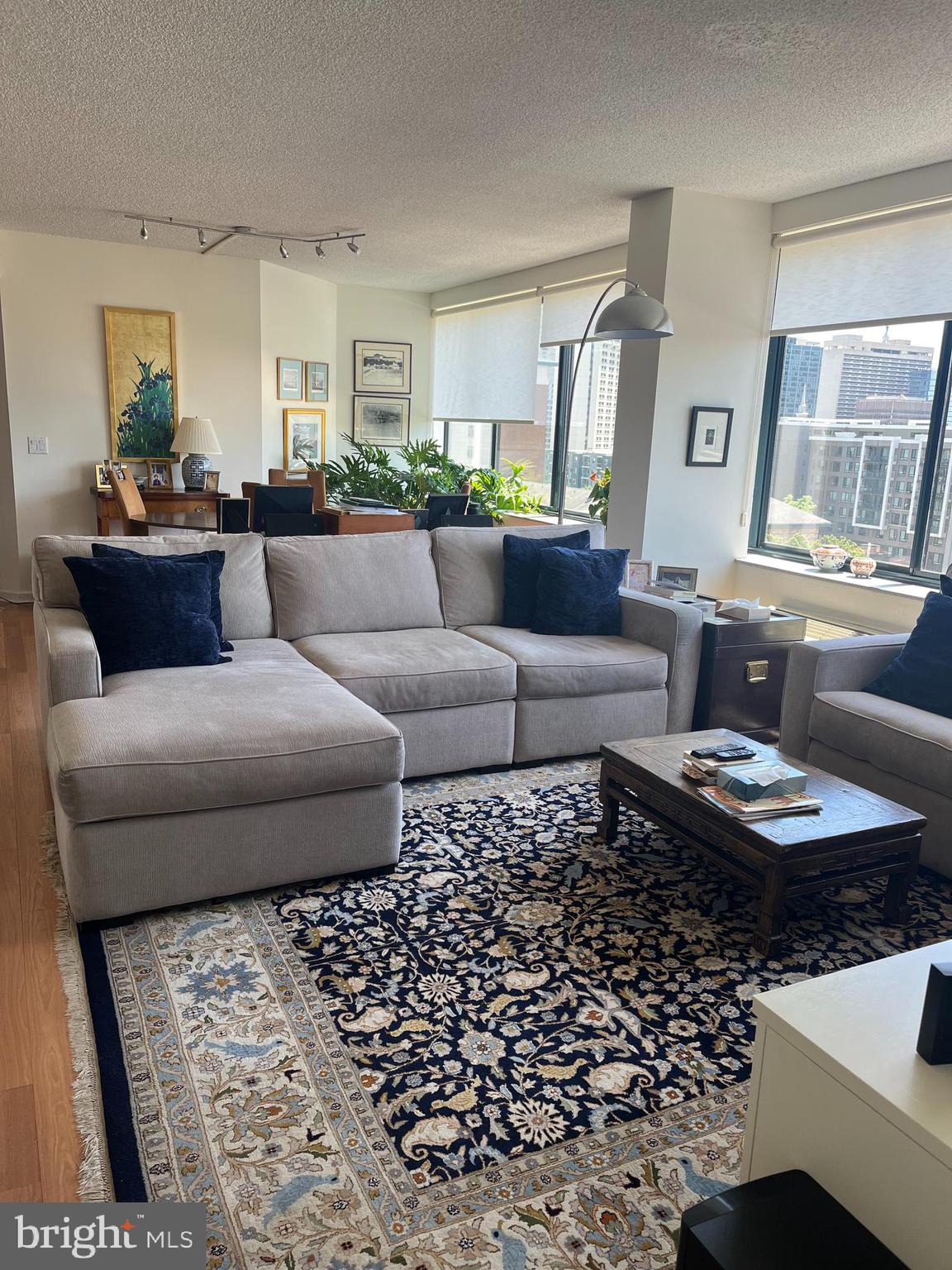 ART MUSEUM AREA - Residential Lease