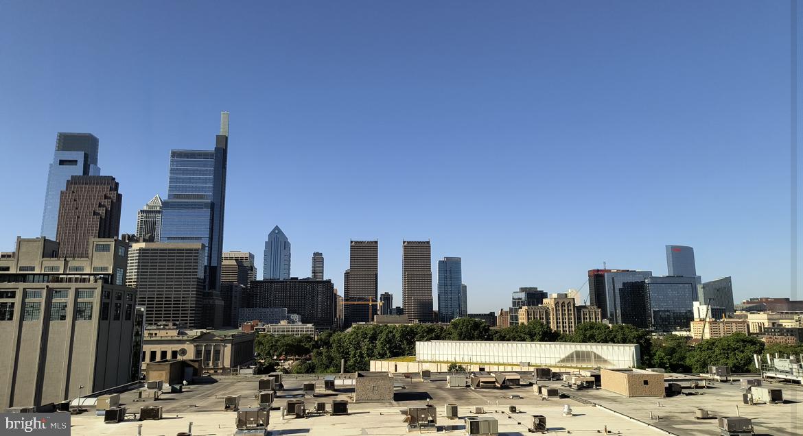 ART MUSEUM AREA - Residential Lease