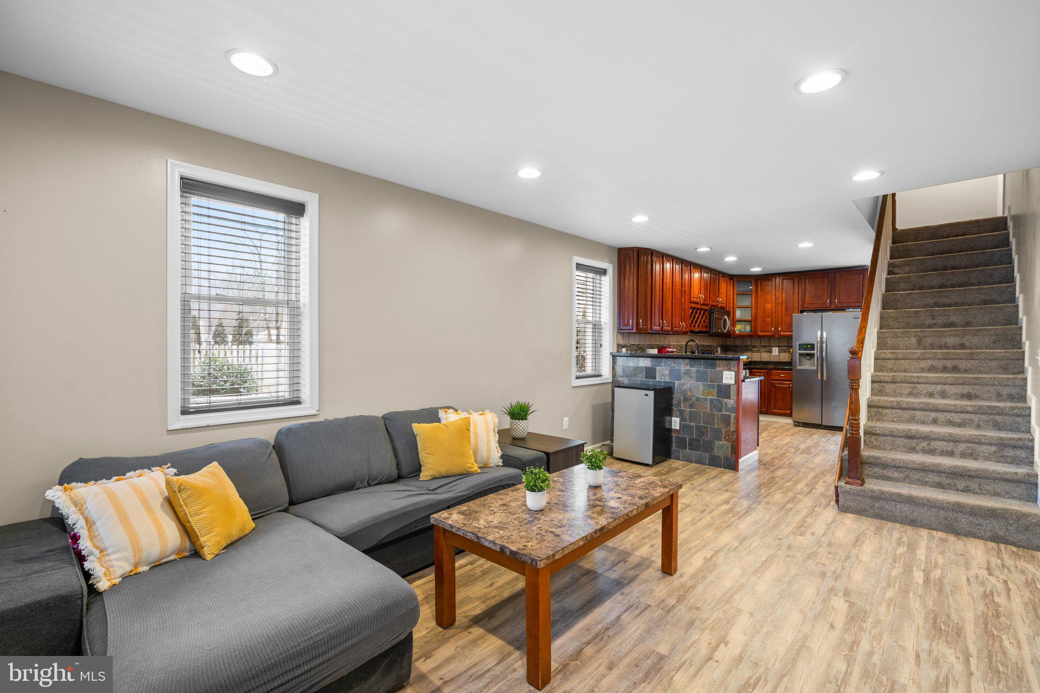 ALBERTA HEIGHTS - Residential