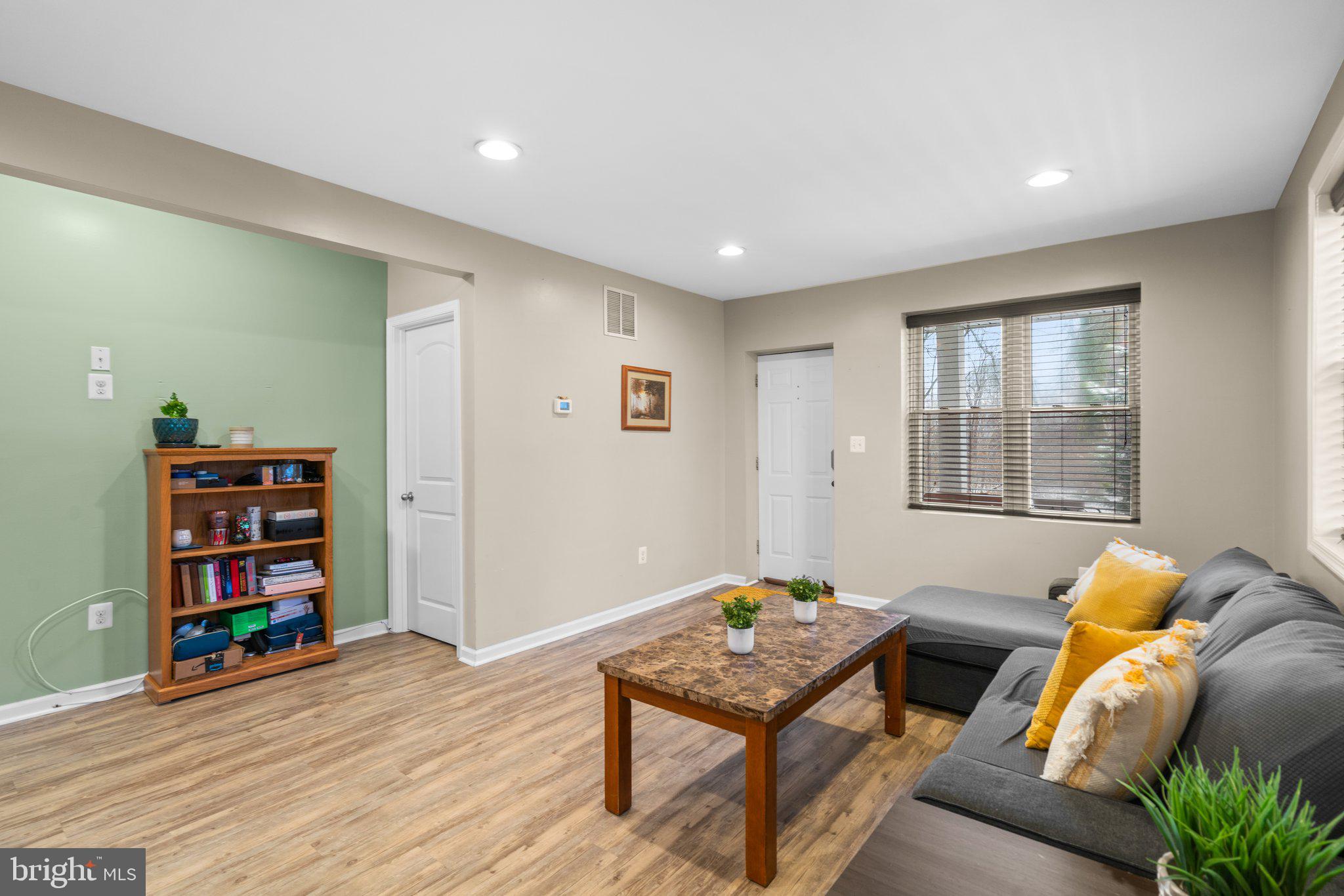 ALBERTA HEIGHTS - Residential