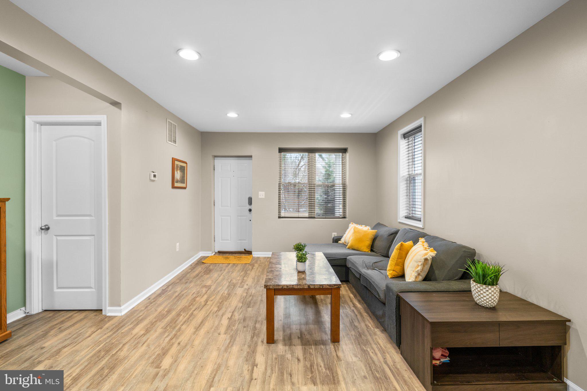 ALBERTA HEIGHTS - Residential