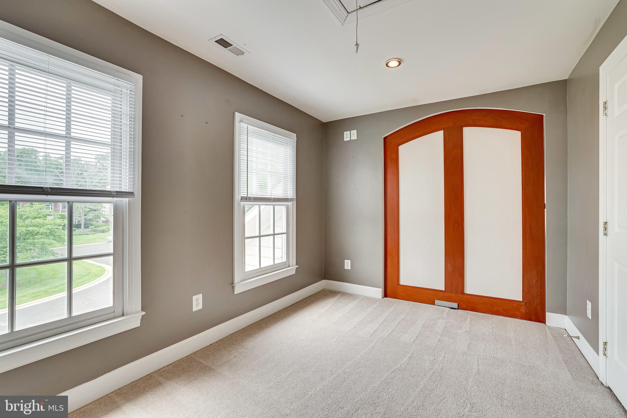 LAKE MANASSAS - Residential