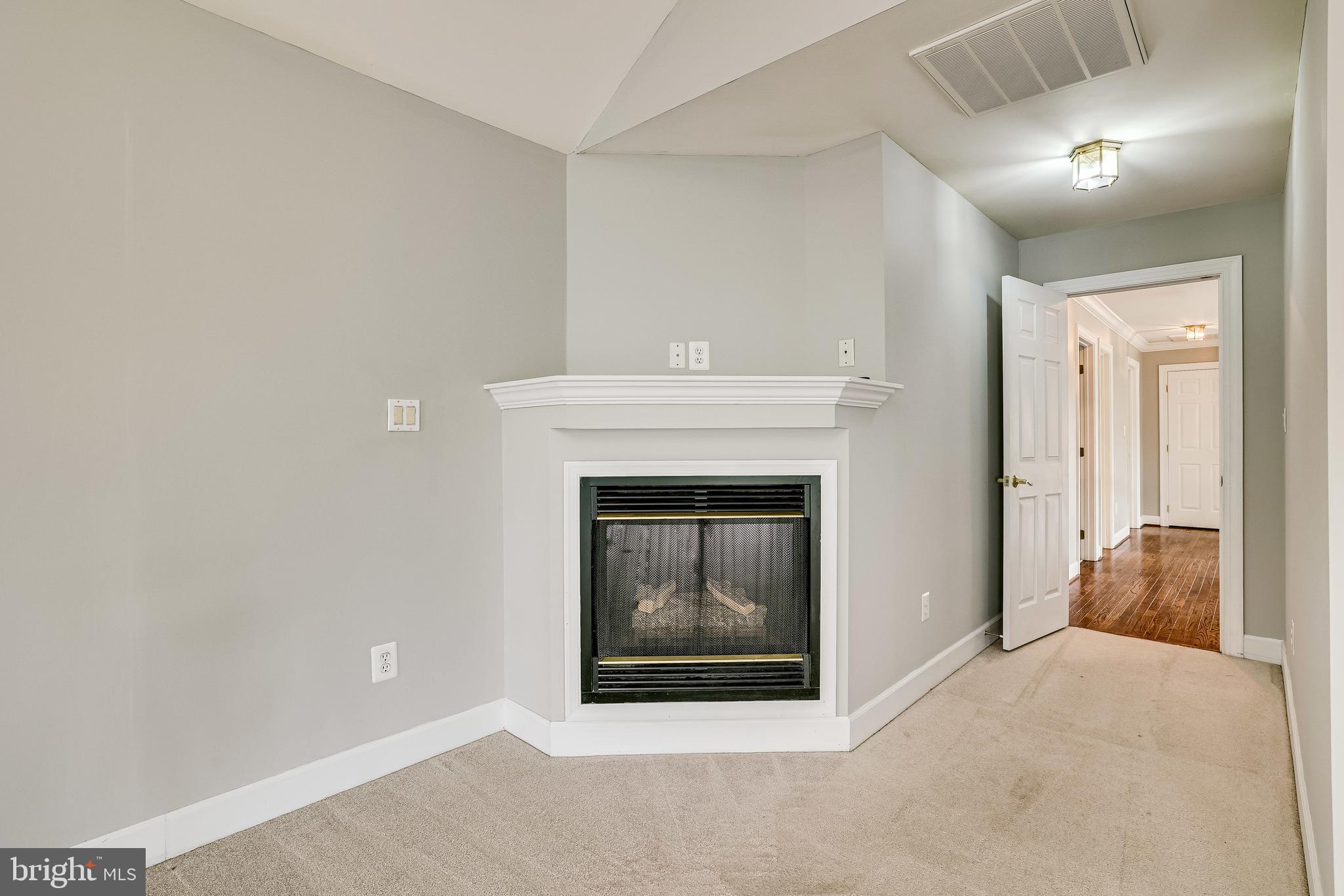 LAKE MANASSAS - Residential