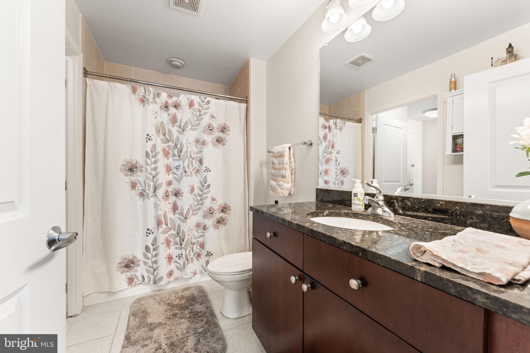 ONE NATIONAL HARBOR CONDOMINIUM - Residential