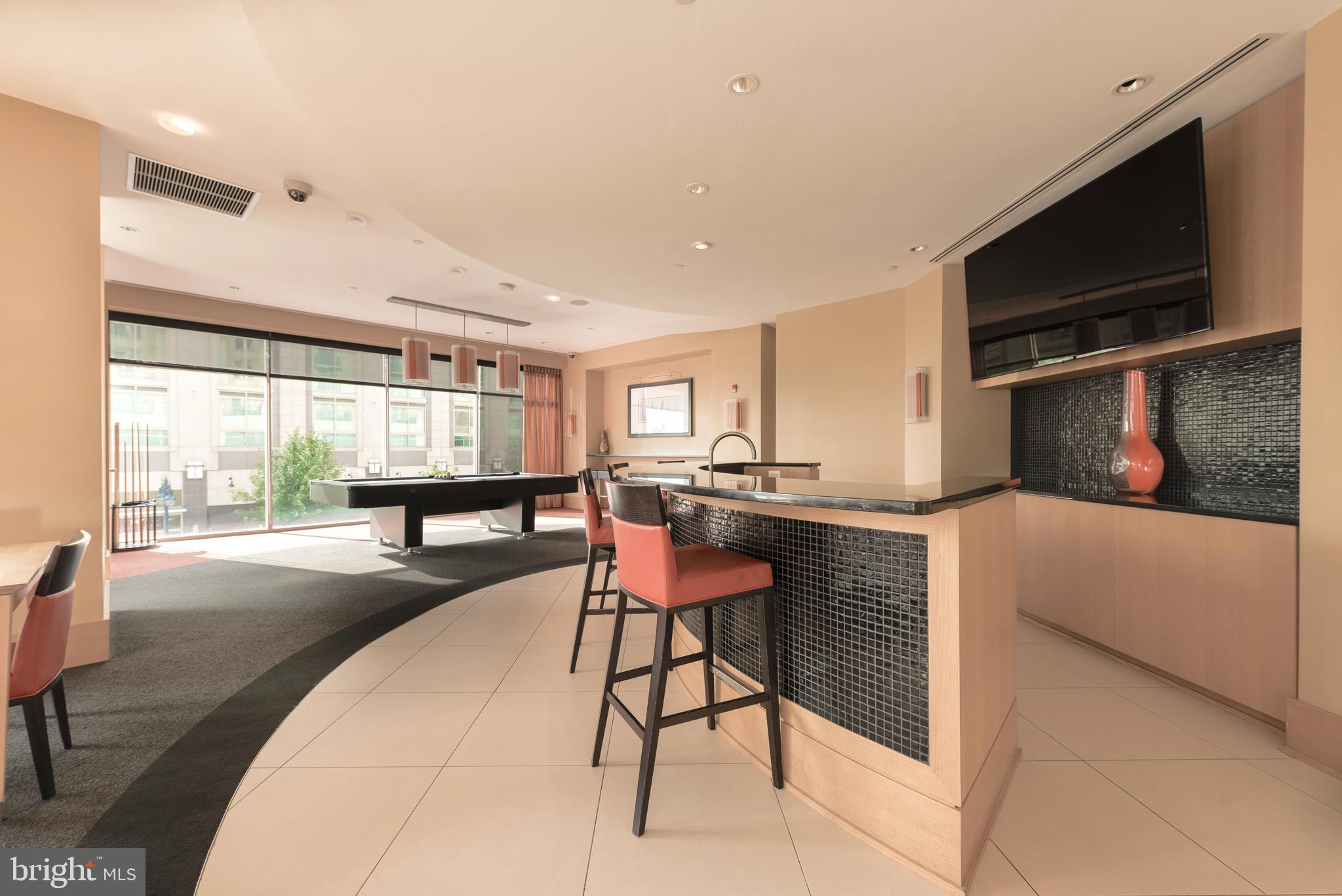 ONE NATIONAL HARBOR CONDOMINIUM - Residential