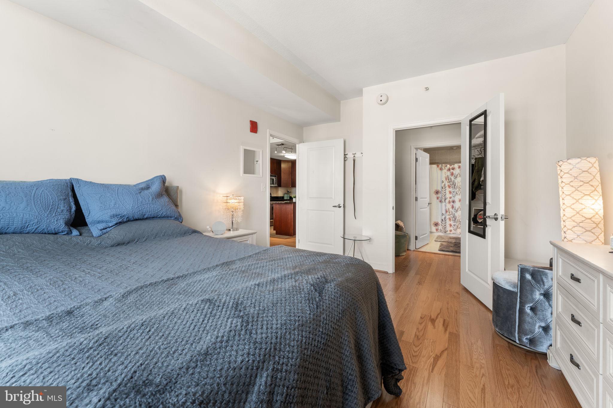 ONE NATIONAL HARBOR CONDOMINIUM - Residential