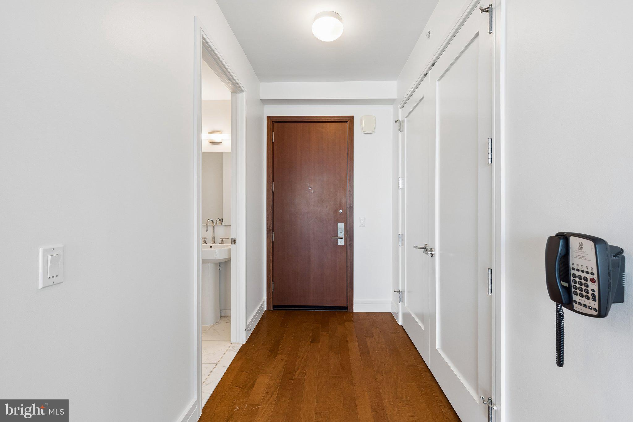AVENUE OF THE ARTS - Residential