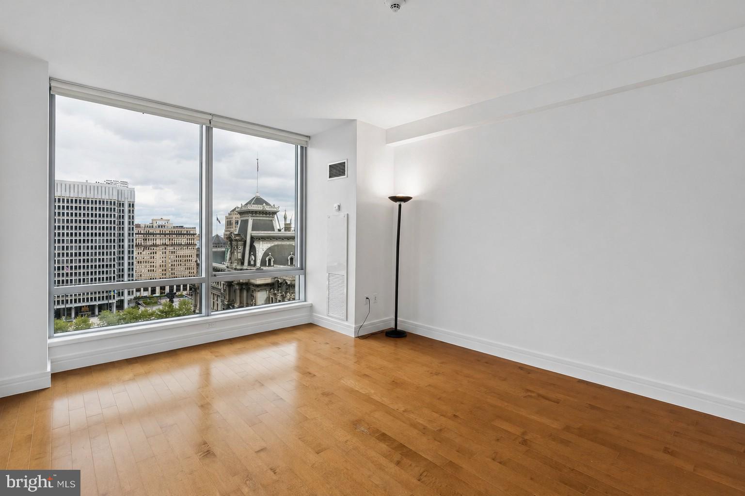 AVENUE OF THE ARTS - Residential