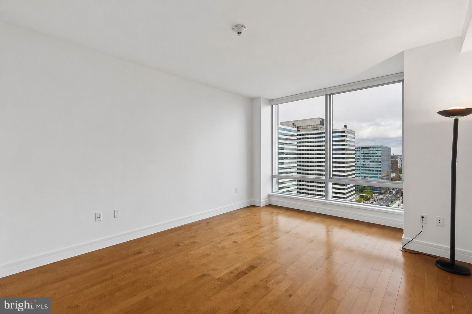 AVENUE OF THE ARTS - Residential