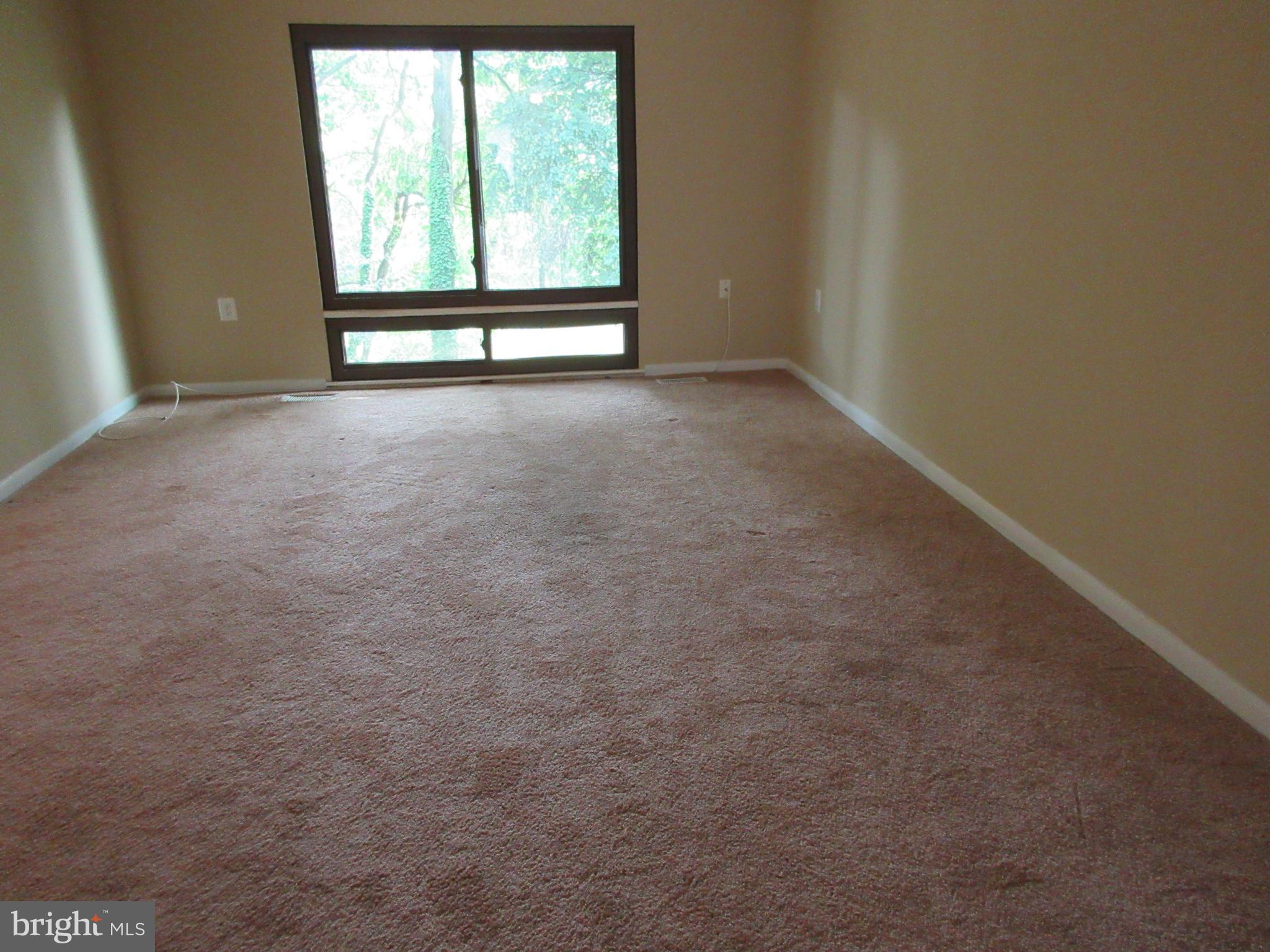 AMERICANA FAIRFAX - Residential Lease