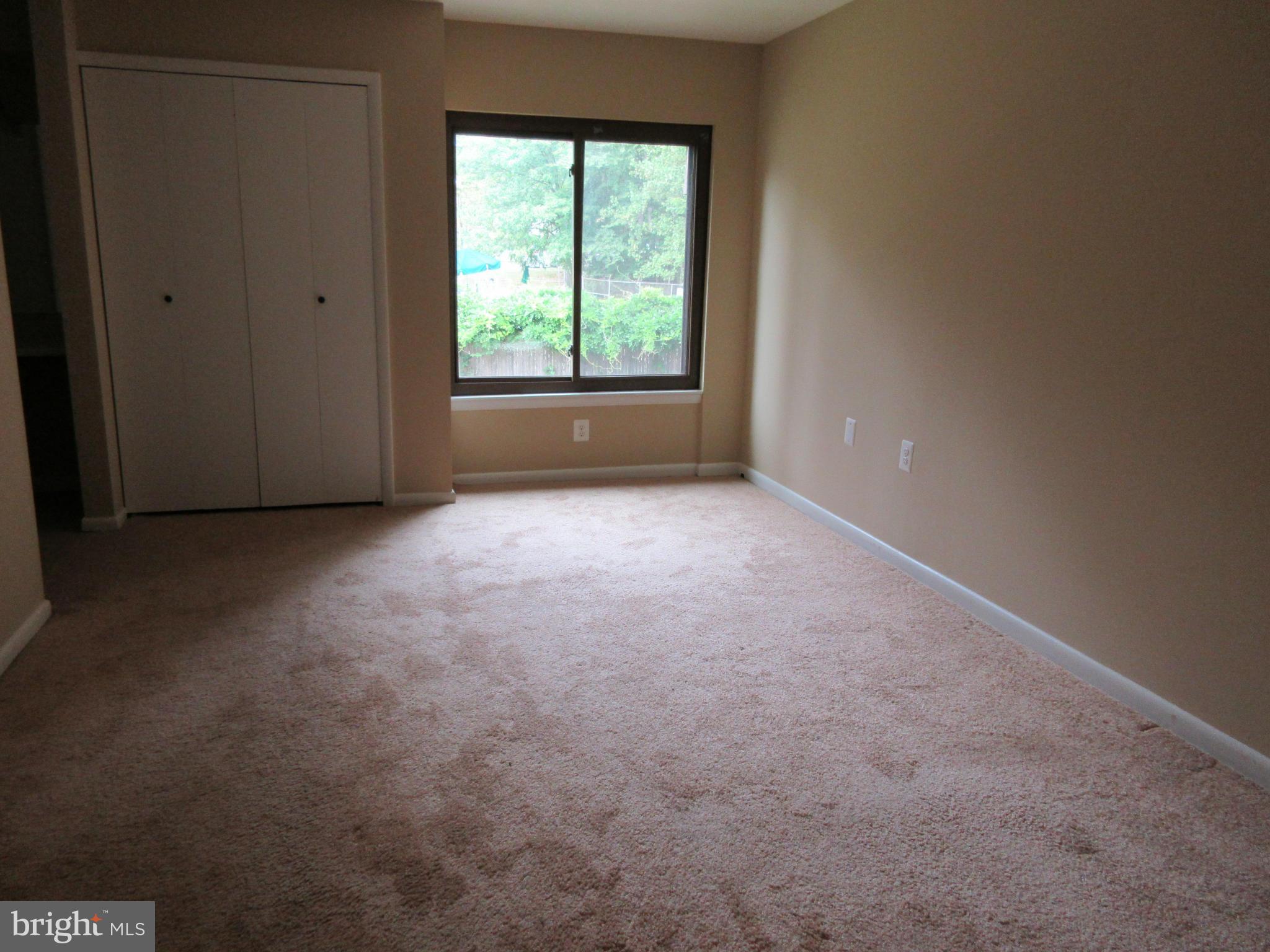 AMERICANA FAIRFAX - Residential Lease