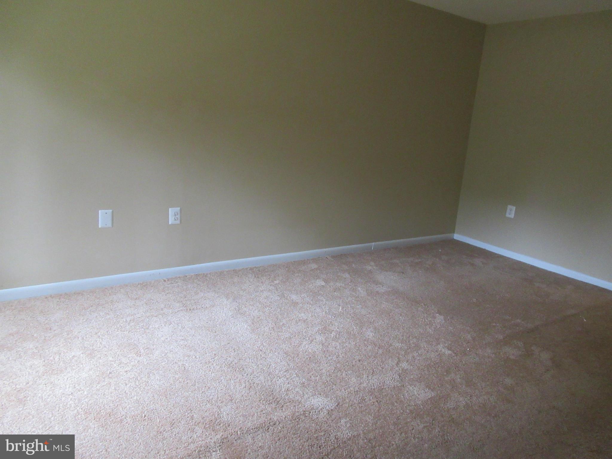 AMERICANA FAIRFAX - Residential Lease