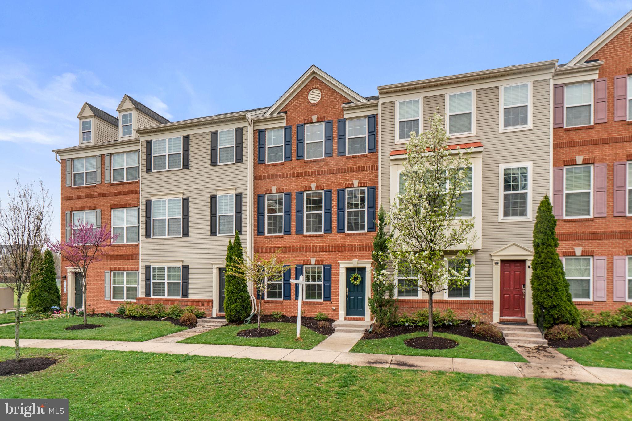 DORSET GARDENS AT BLUE STREAM - Residential