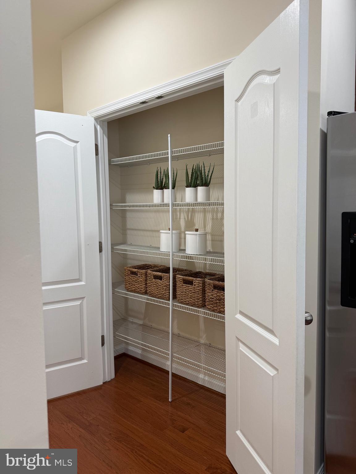 DORSET GARDENS AT BLUE STREAM - Residential