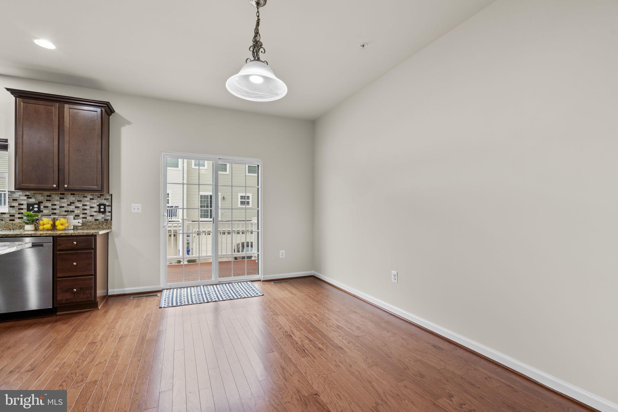 DORSET GARDENS AT BLUE STREAM - Residential