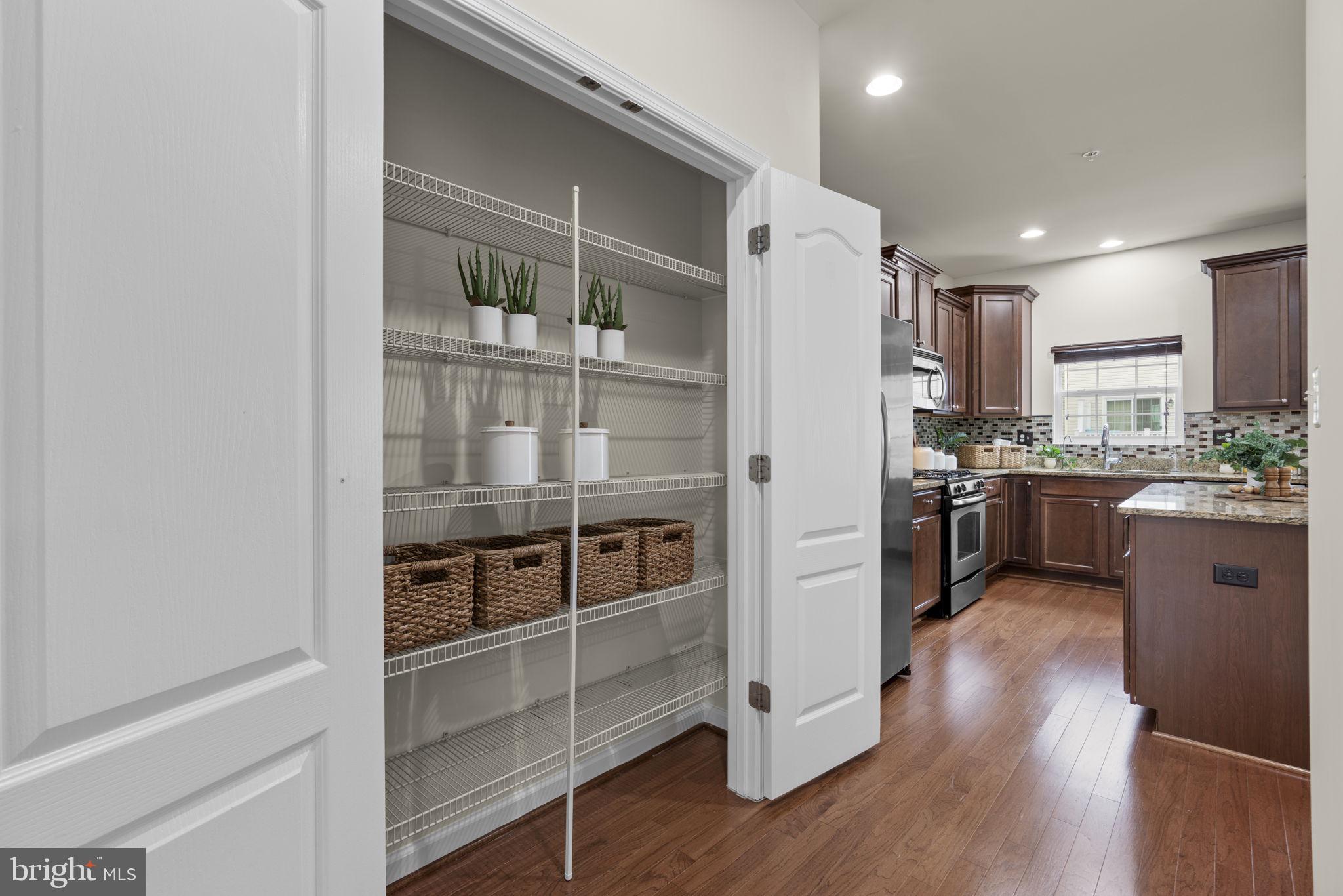 DORSET GARDENS AT BLUE STREAM - Residential