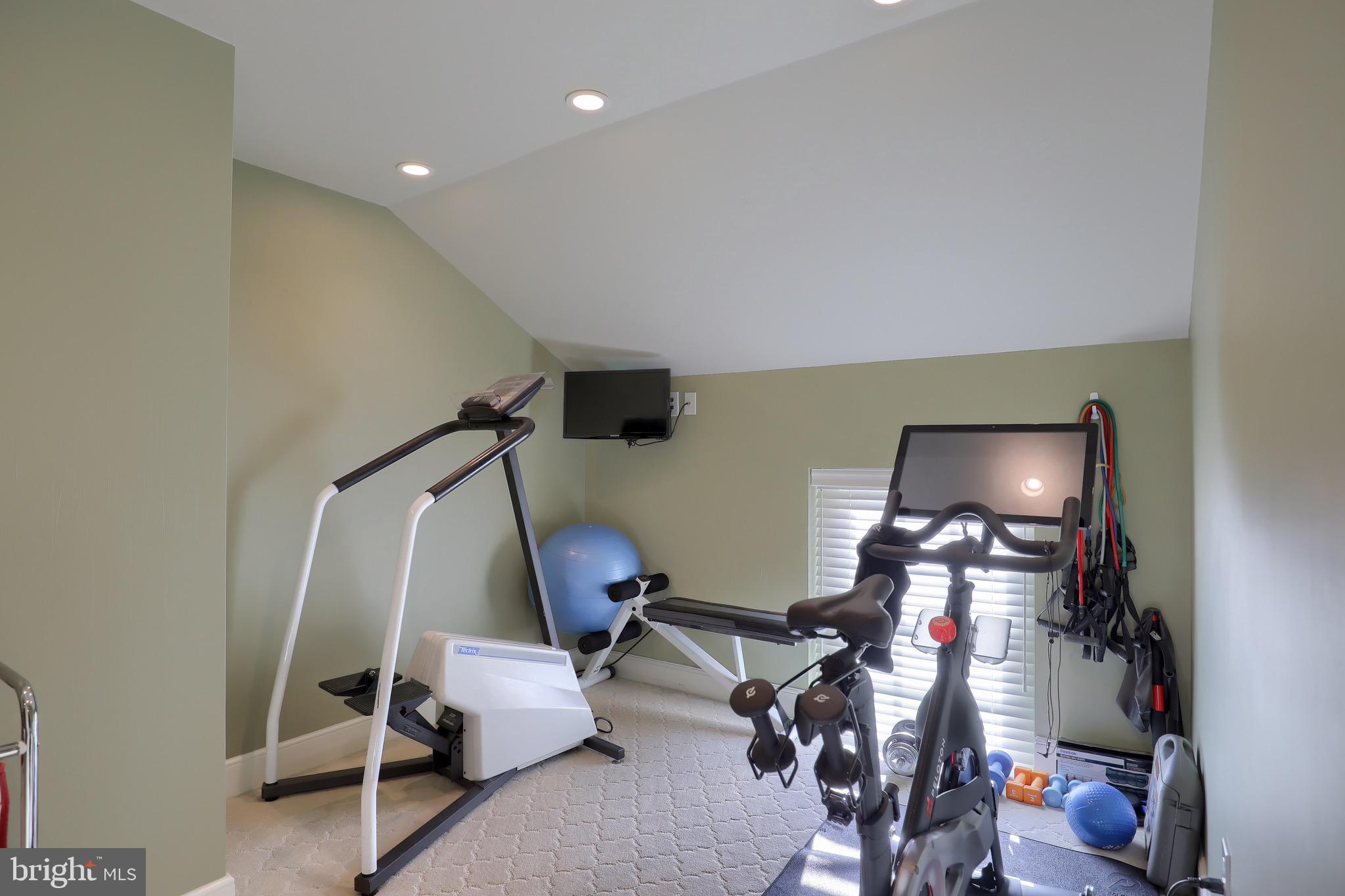 WYNDHAM HILLS - Residential