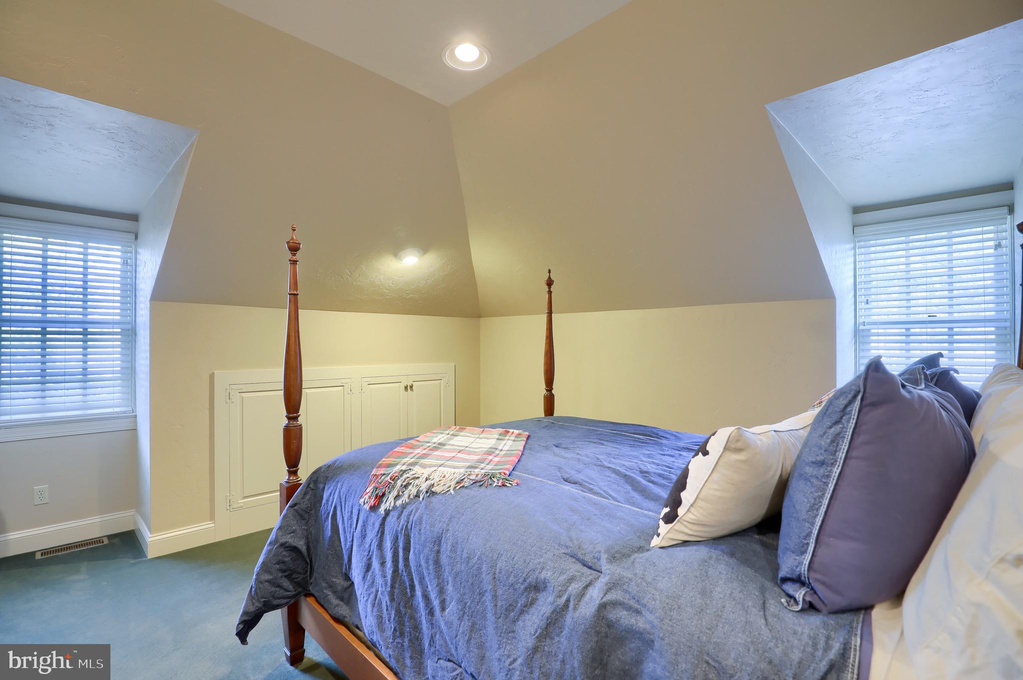 WYNDHAM HILLS - Residential