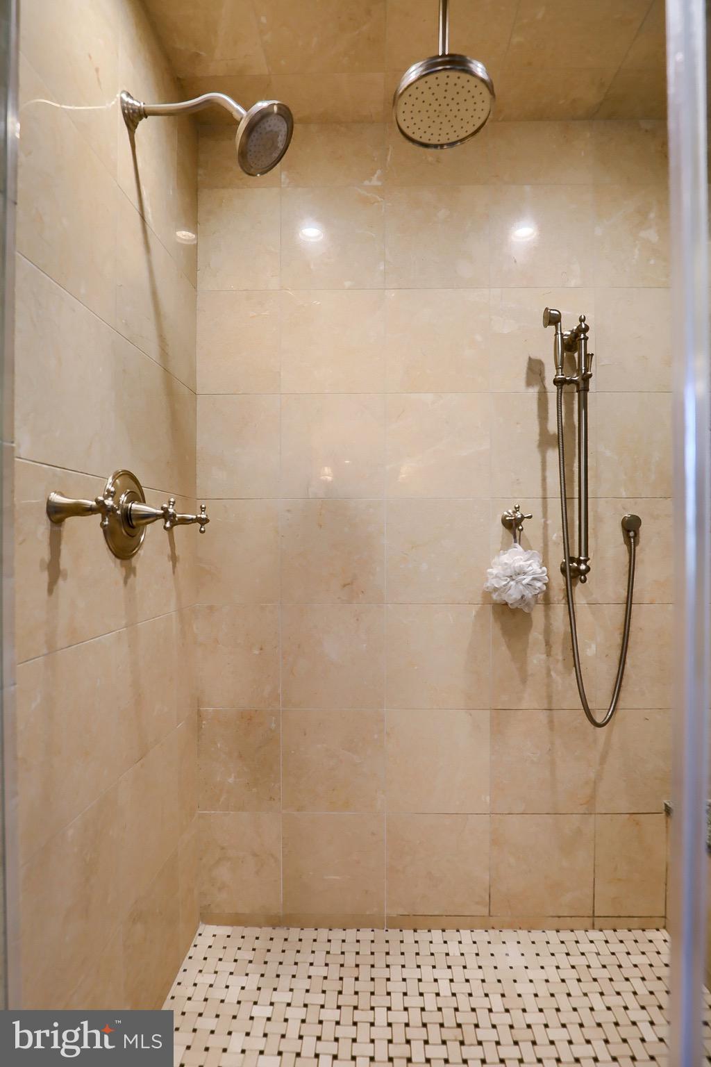 WYNDHAM HILLS - Residential