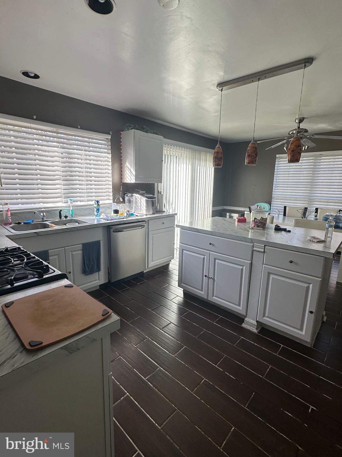 MEADOWLAND SUB - Residential