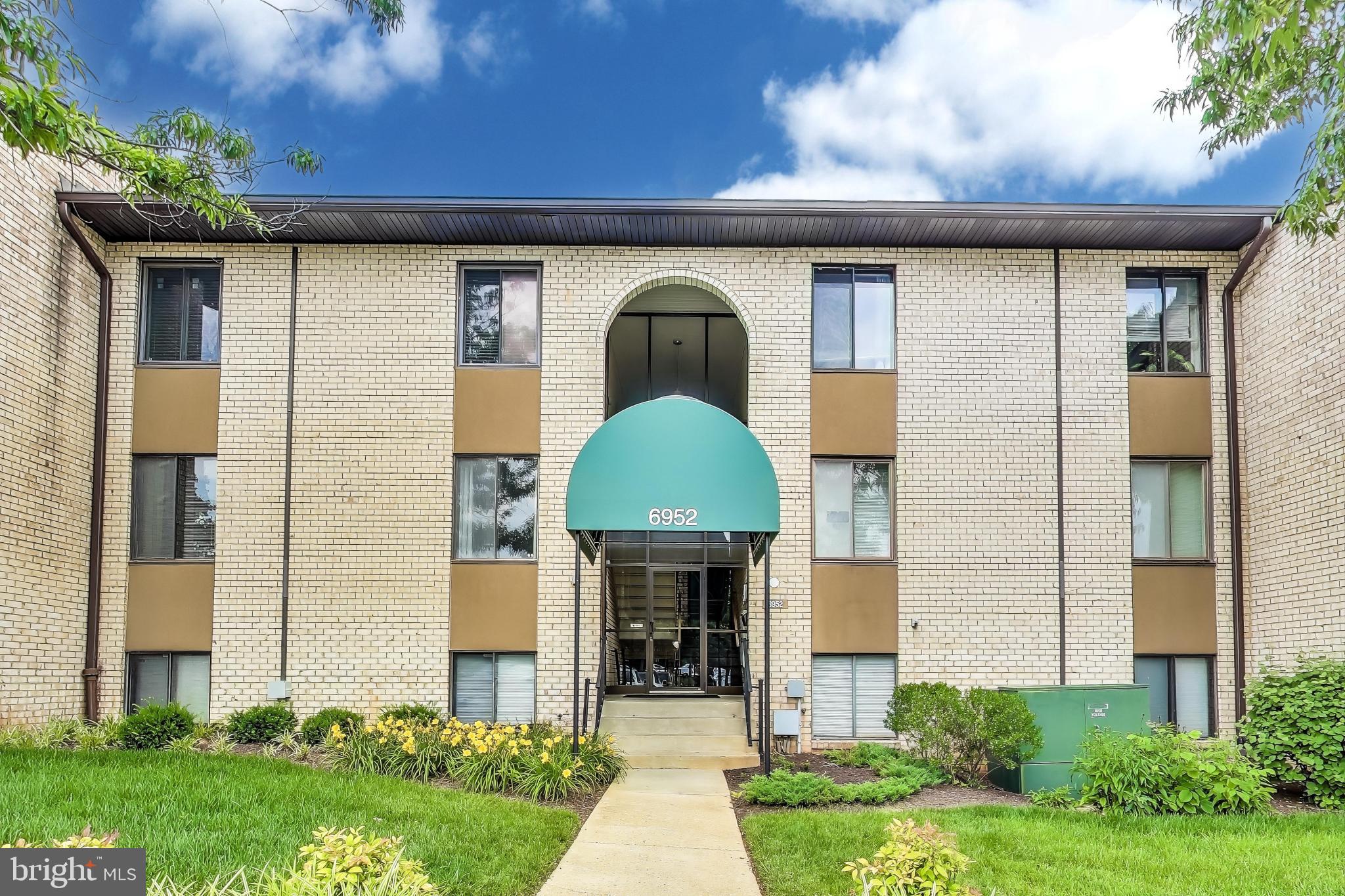 Welcome to 6952 Hanover Pkwy #300 – Your Ideal Home or Investment Opportunity!
Recently updated and beautifully renovated, this spacious 2-bedroom, 2-full-bath condo is nestled in the heart of Greenbelt, Maryland. Enjoy the convenience of a central location—just minutes from shopping centers, major highways, the Metro, Doctors Community Hospital, Eleanor Roosevelt High School, local restaurants, and more.
Why rent when you can own? This home is perfect for first-time buyers or savvy investors. Even better—ALL utilities are included in the monthly condo fee, offering unbeatable value and simplicity. The seller is offering some closing cost assistance.
Don’t miss this fantastic opportunity to own a move-in-ready home in one of Greenbelt’s most desirable communities!