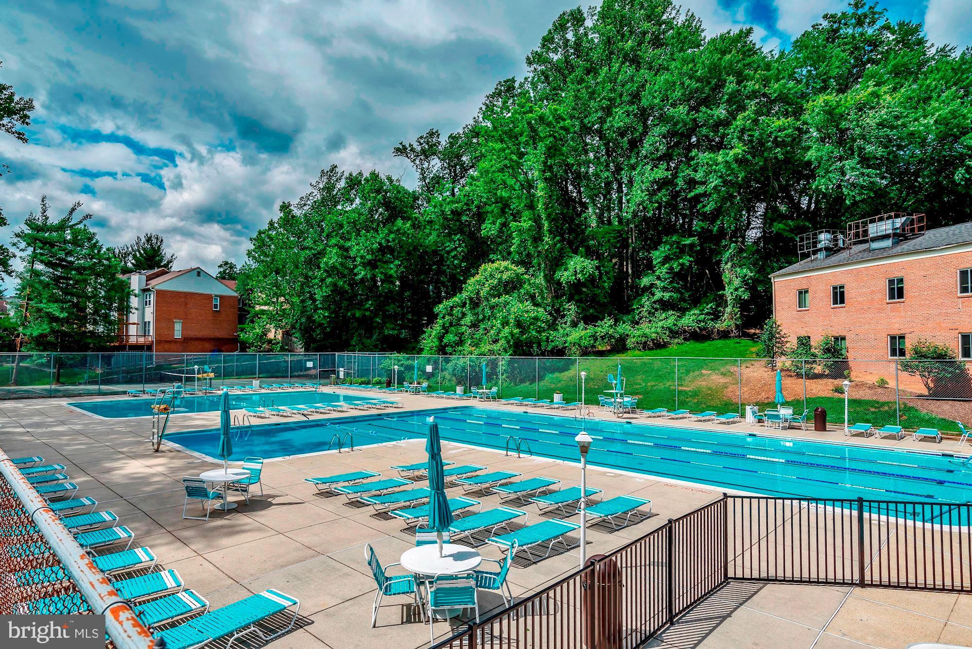 PARKSIDE CONDOMINIUMS - Residential