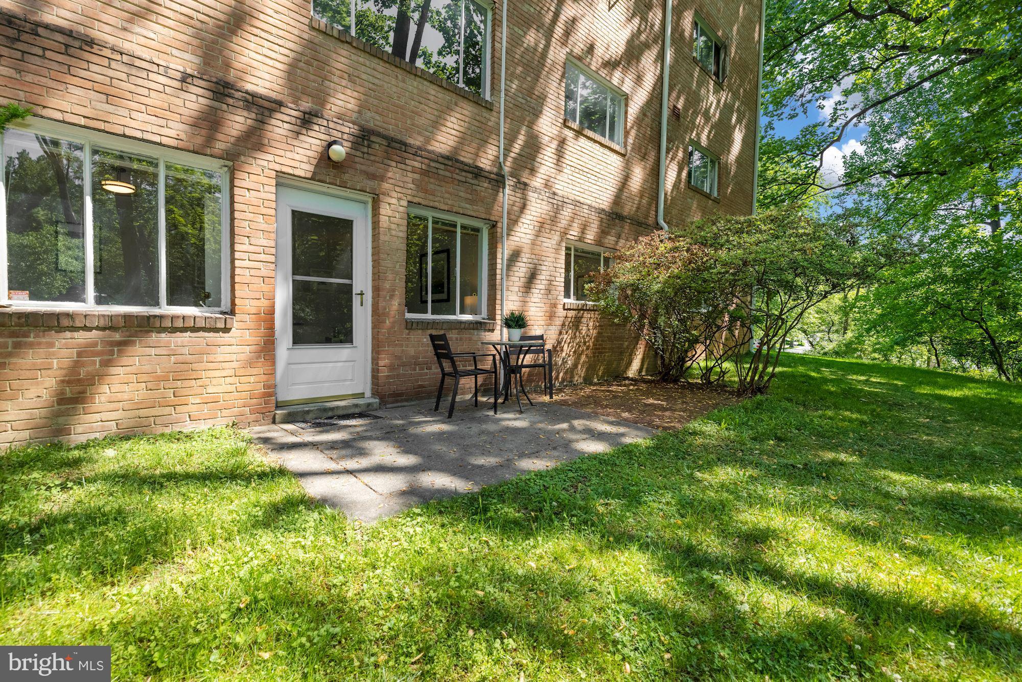 PARKSIDE CONDOMINIUMS - Residential