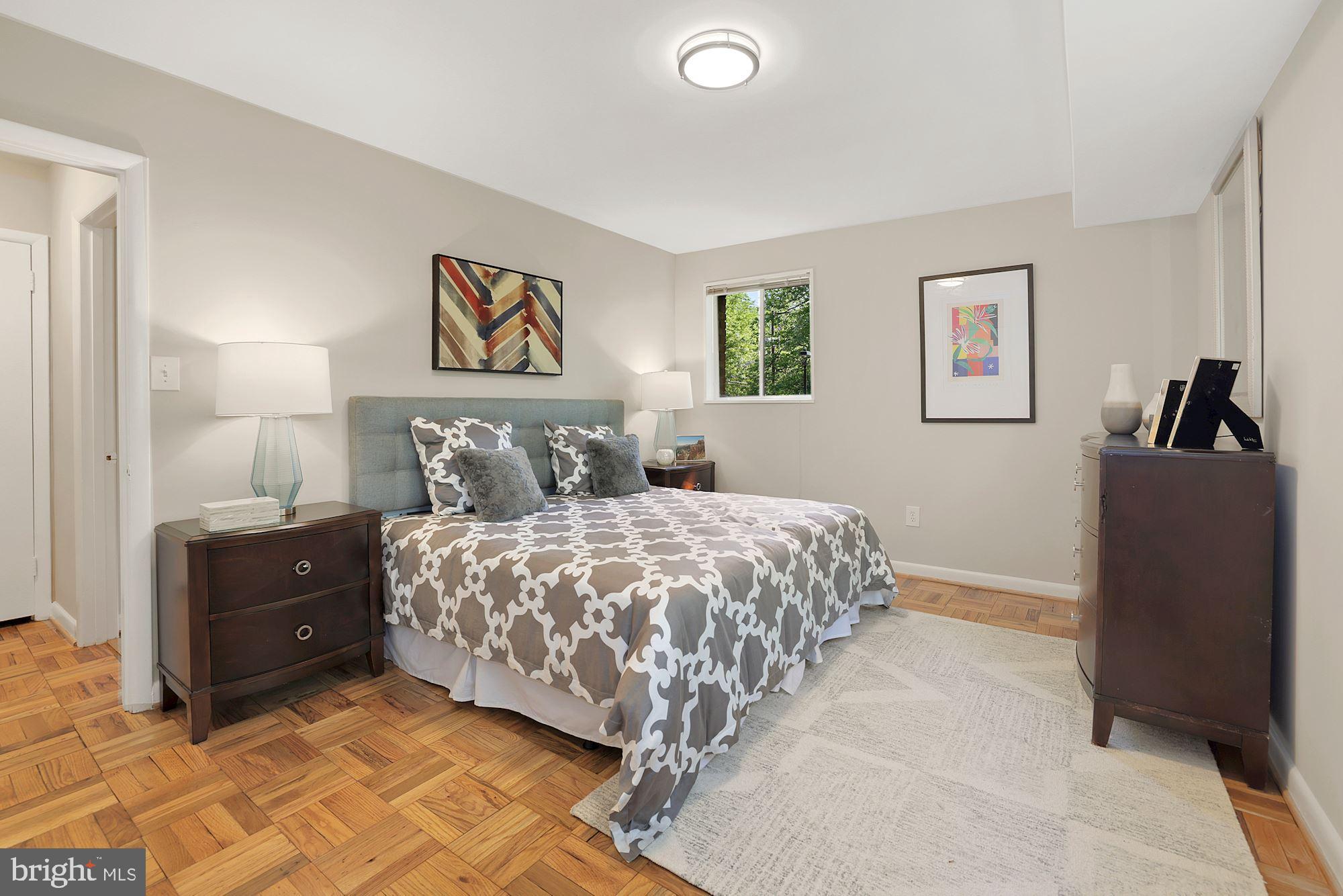 PARKSIDE CONDOMINIUMS - Residential